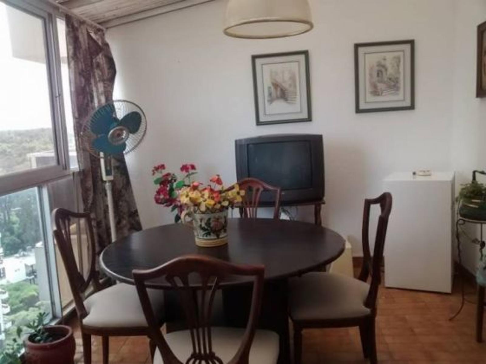 Departamento en pleno centro de Pinamar. 2 dormitorios+estar. Departamento en Venta. — foto 9