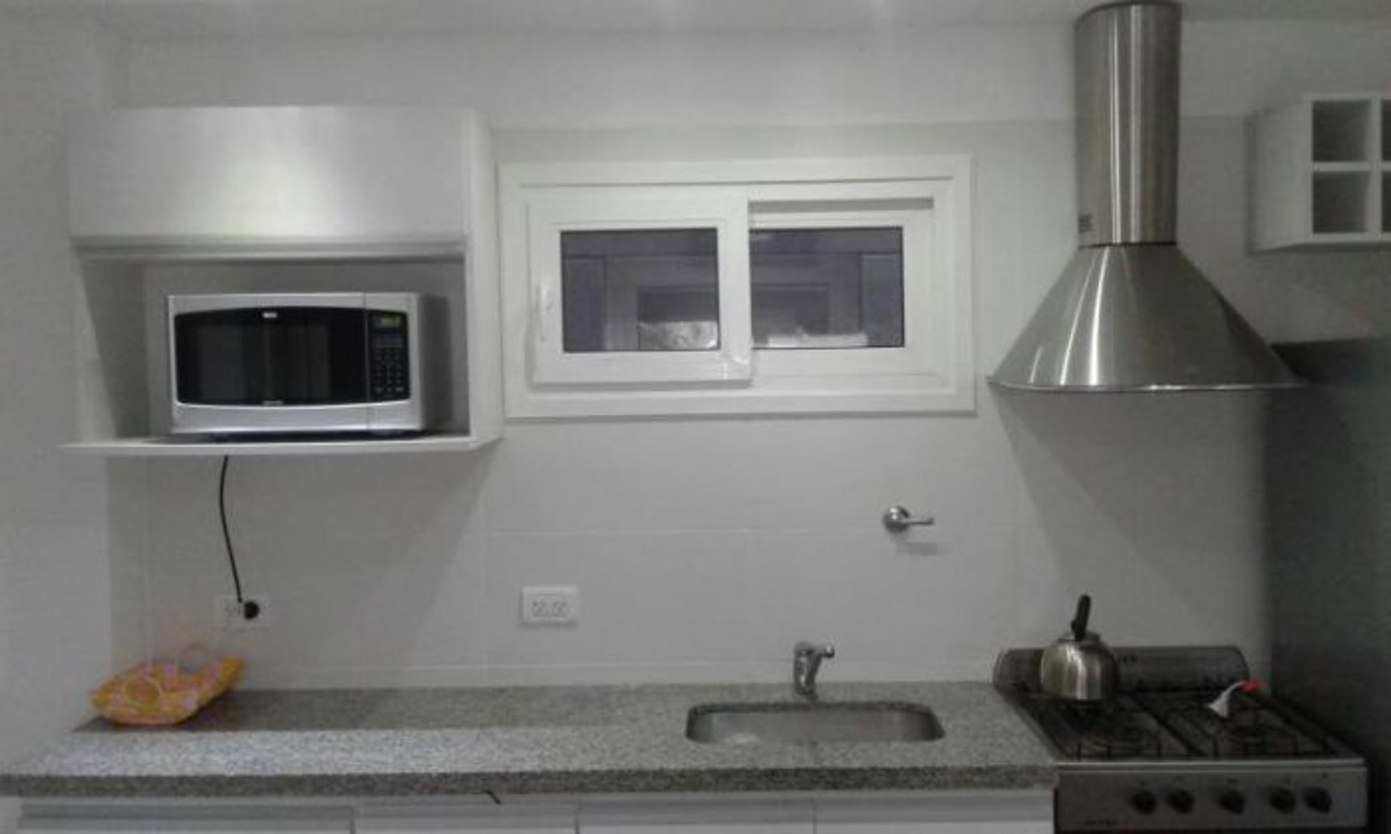 Departamento de 2 dormitorios. A 150 mts del mar. Piscina climatizada. Cochera.. Departamento en Venta. — foto 3