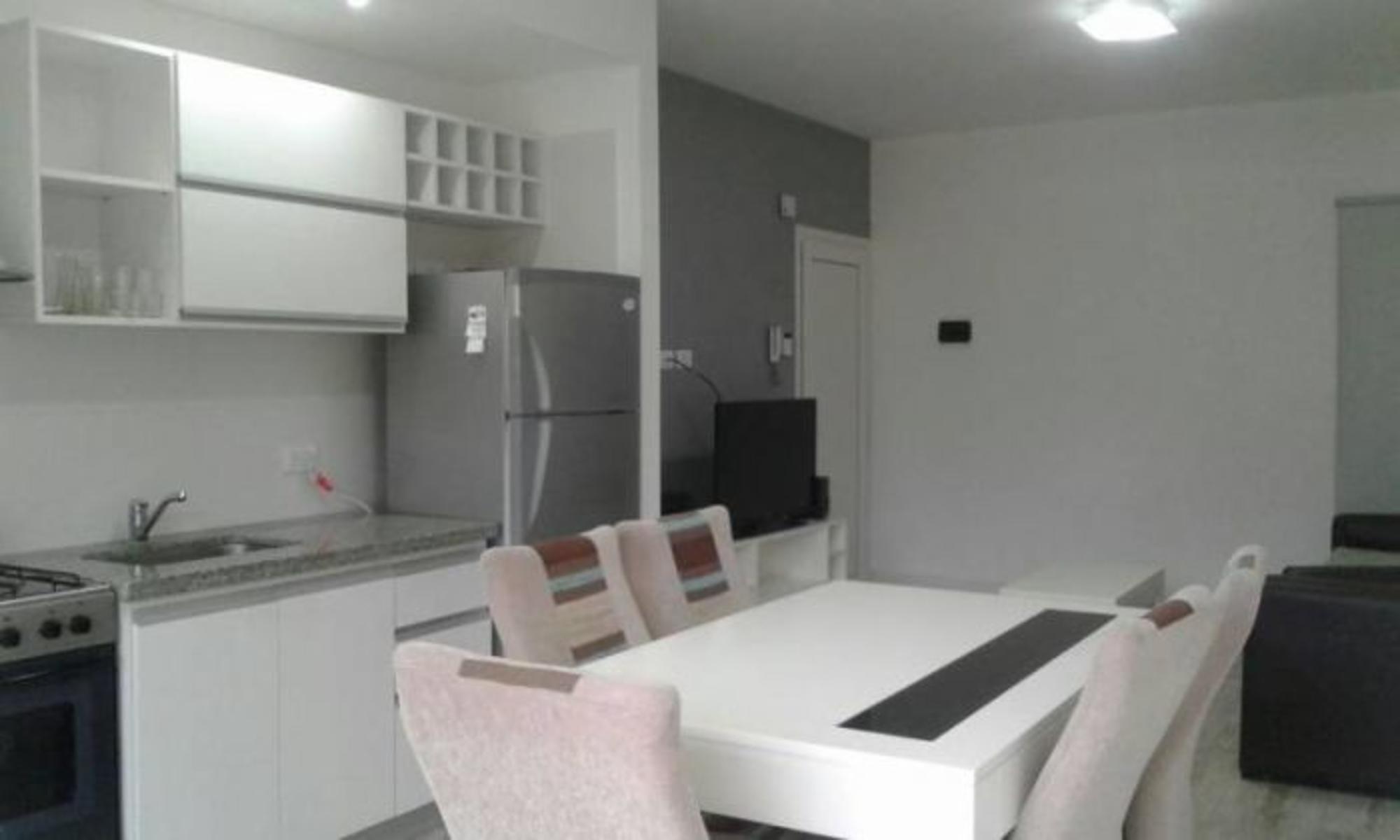Departamento de 2 dormitorios. A 150 mts del mar. Piscina climatizada. Cochera.. Departamento en Venta. — foto 11