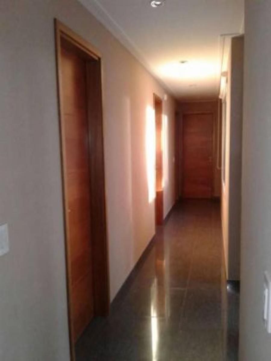 Excelente casa en zona tridente con terraza, quincho y garage.. Casa en Venta. — foto 10