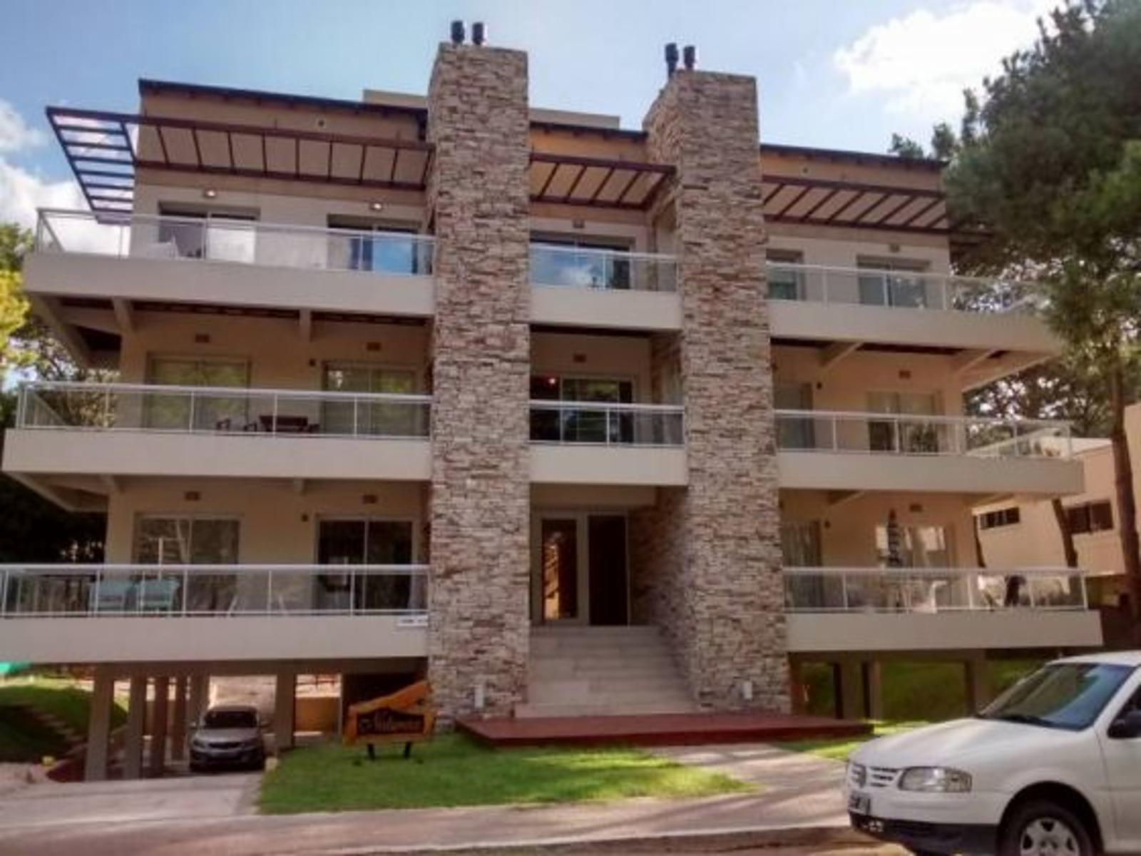Hermoso Monoambiente a estrenar. Con Cochera y piscina. Departamento en Venta. — foto 2