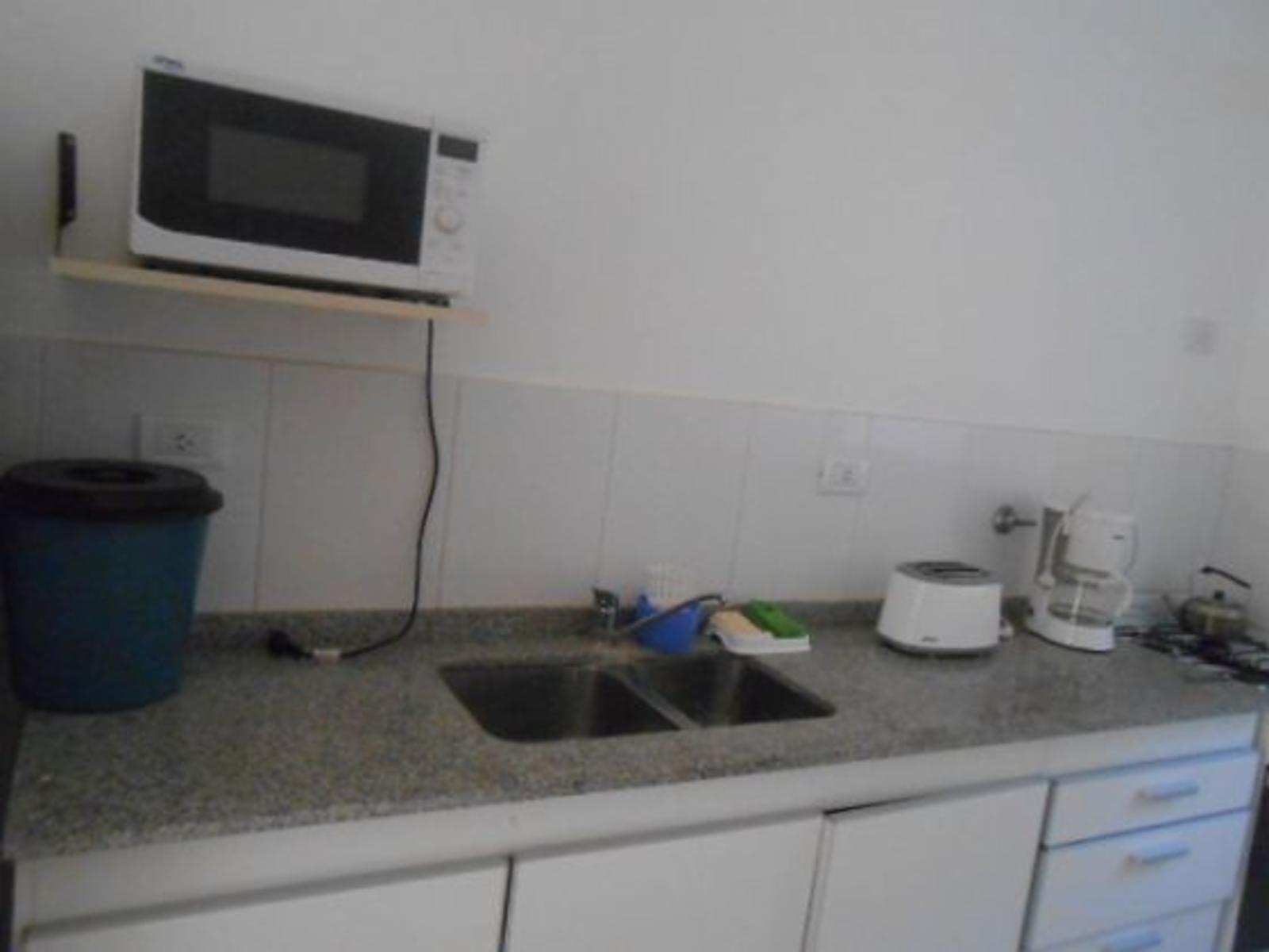Departamento de 1 dormitorio con patio y jardín propios. A 200 mts del mar. Departamento en Venta. — foto 7
