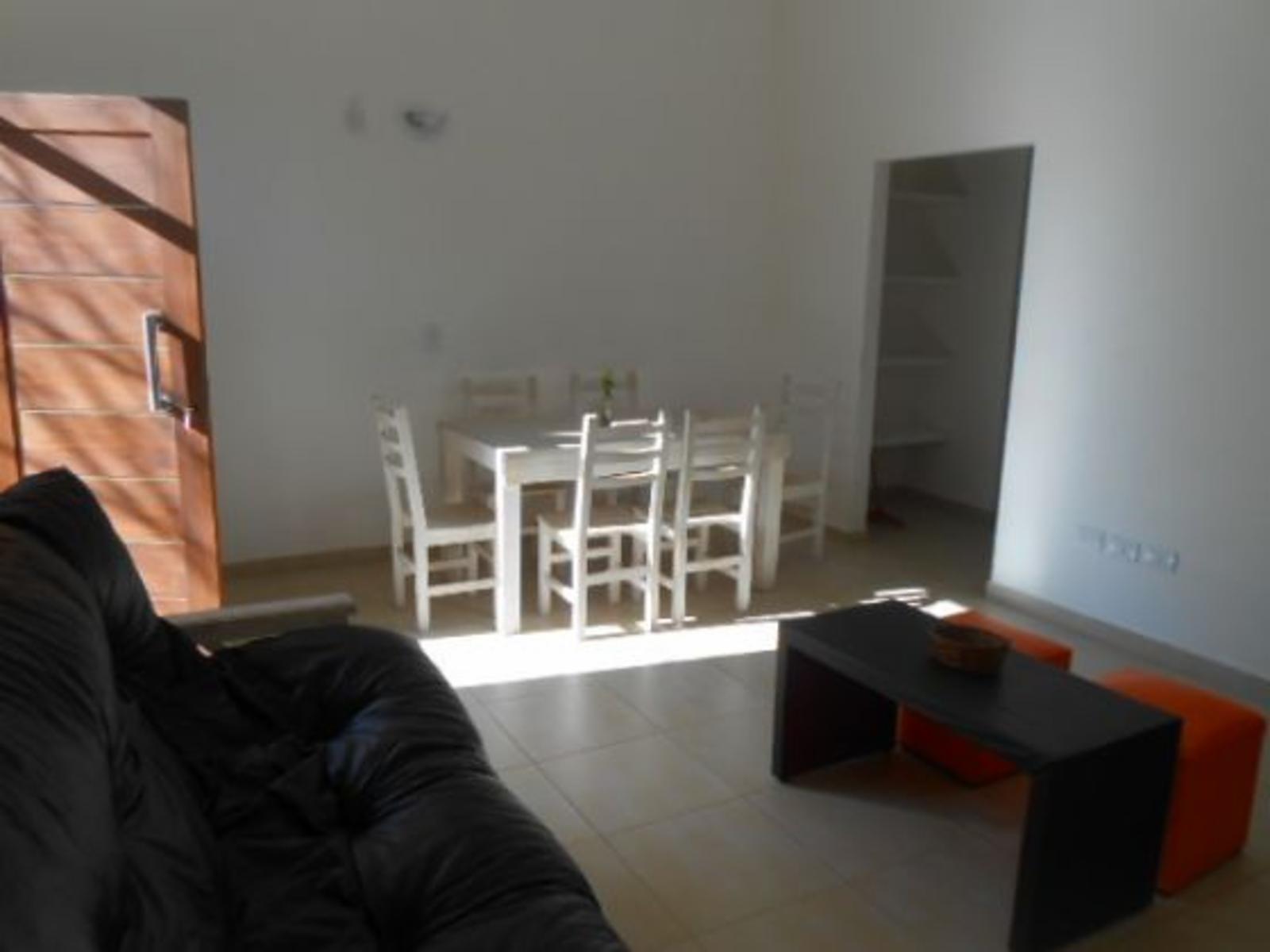 Departamento de 1 dormitorio con patio y jardín propios. A 200 mts del mar. Departamento en Venta. — foto 11