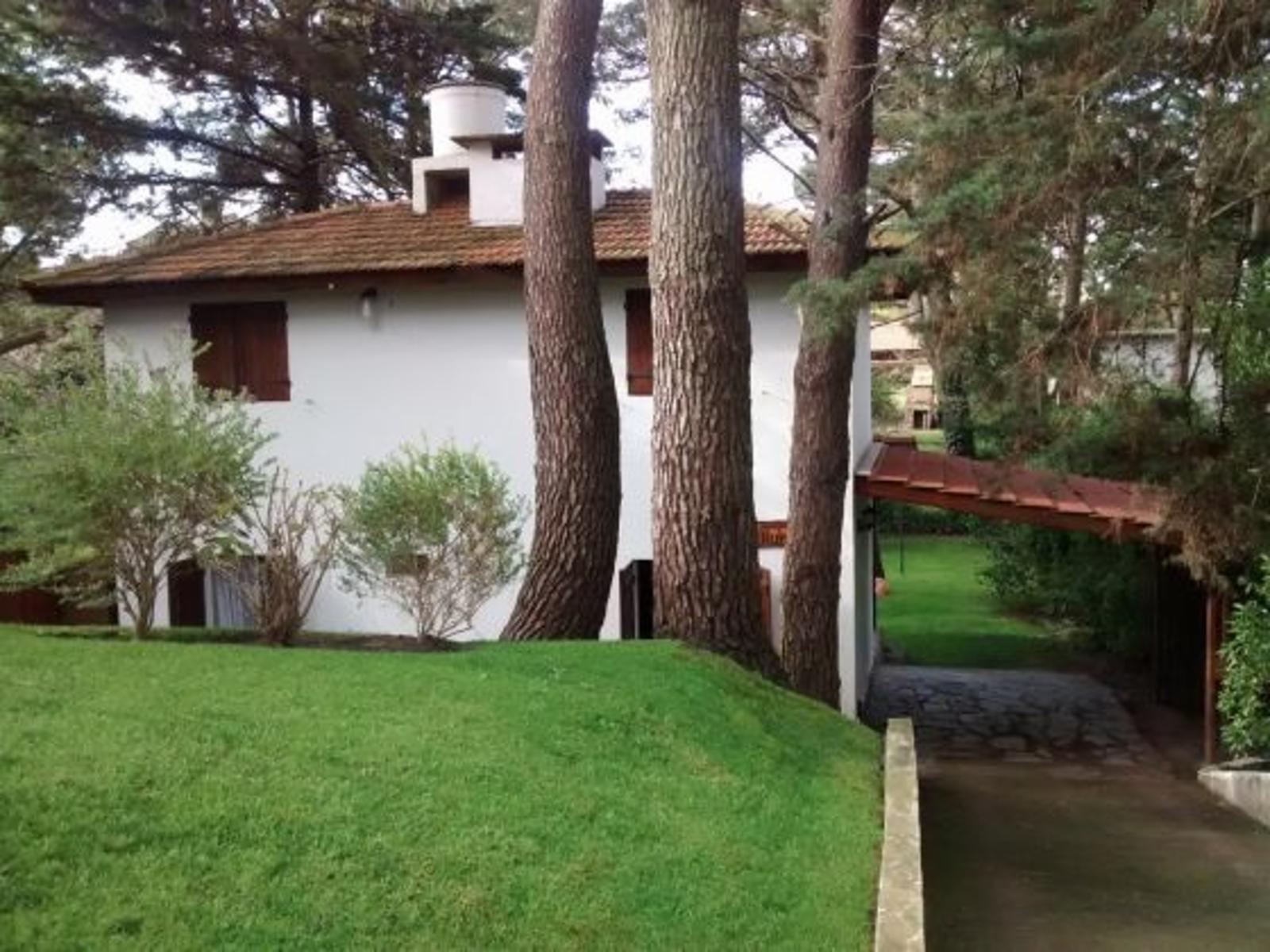 Cómoda casa a 350 metros del mar.. Casa en Venta. — foto 3