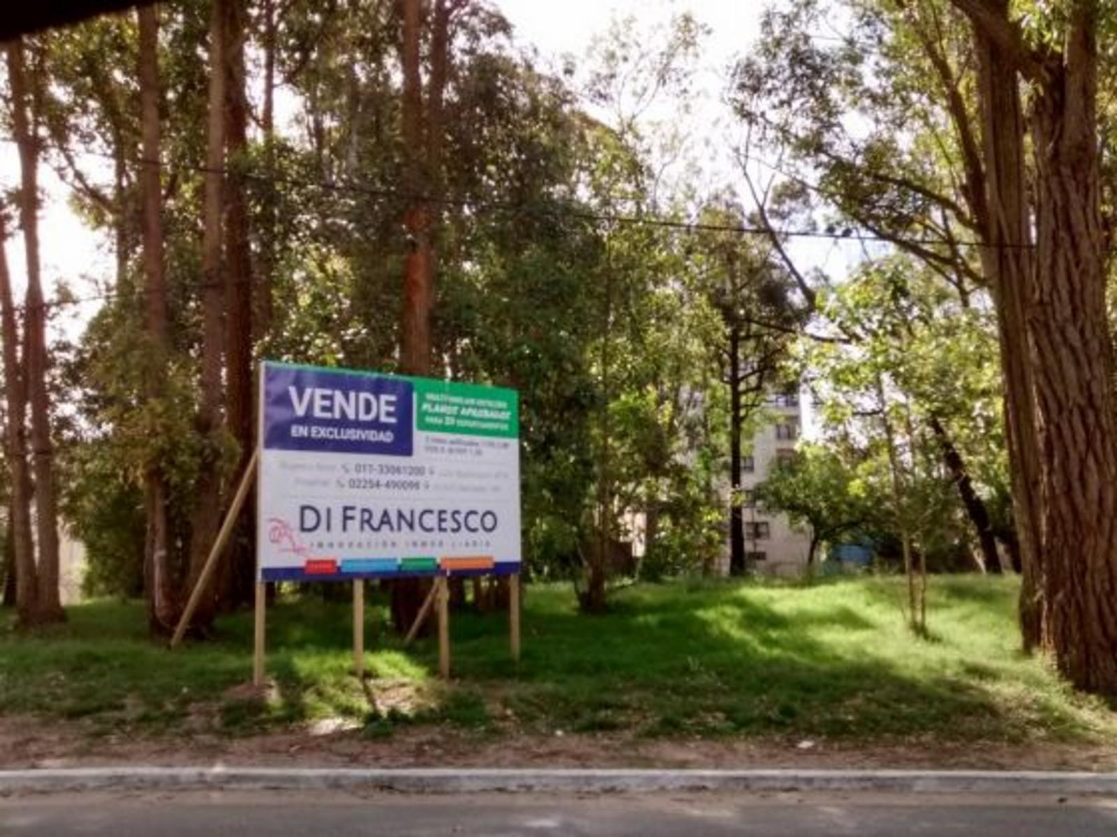2 lotes unificados en Pinamar. Multifamiliar Hotelero. Lote Multifamiliar en Venta. — foto 3
