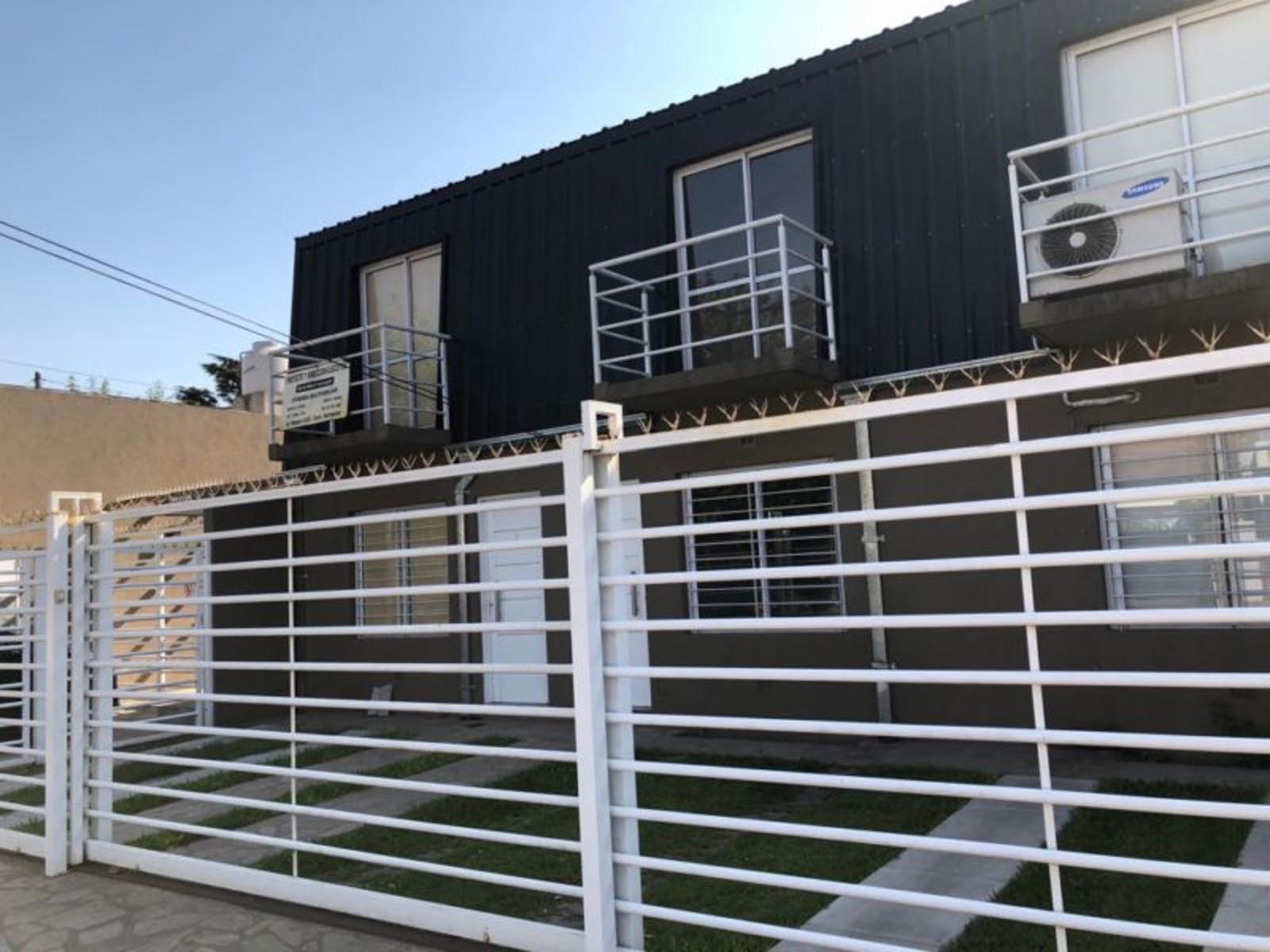 DUPLEX A ESTRENAR CON ENTRADA DE AUTO