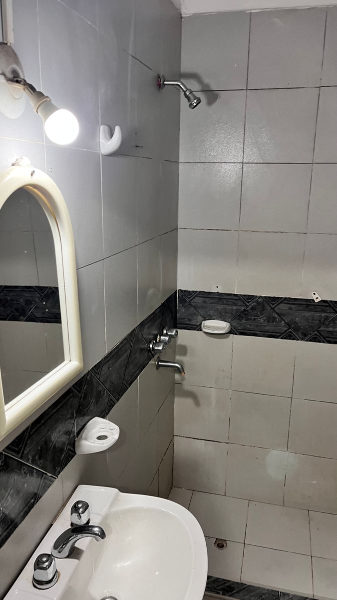 DEPARTAMENTO 2 AMBIENTES EN 1º PISO - 8