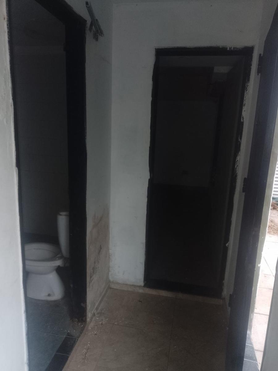 Casa con depto a reciclar - 14