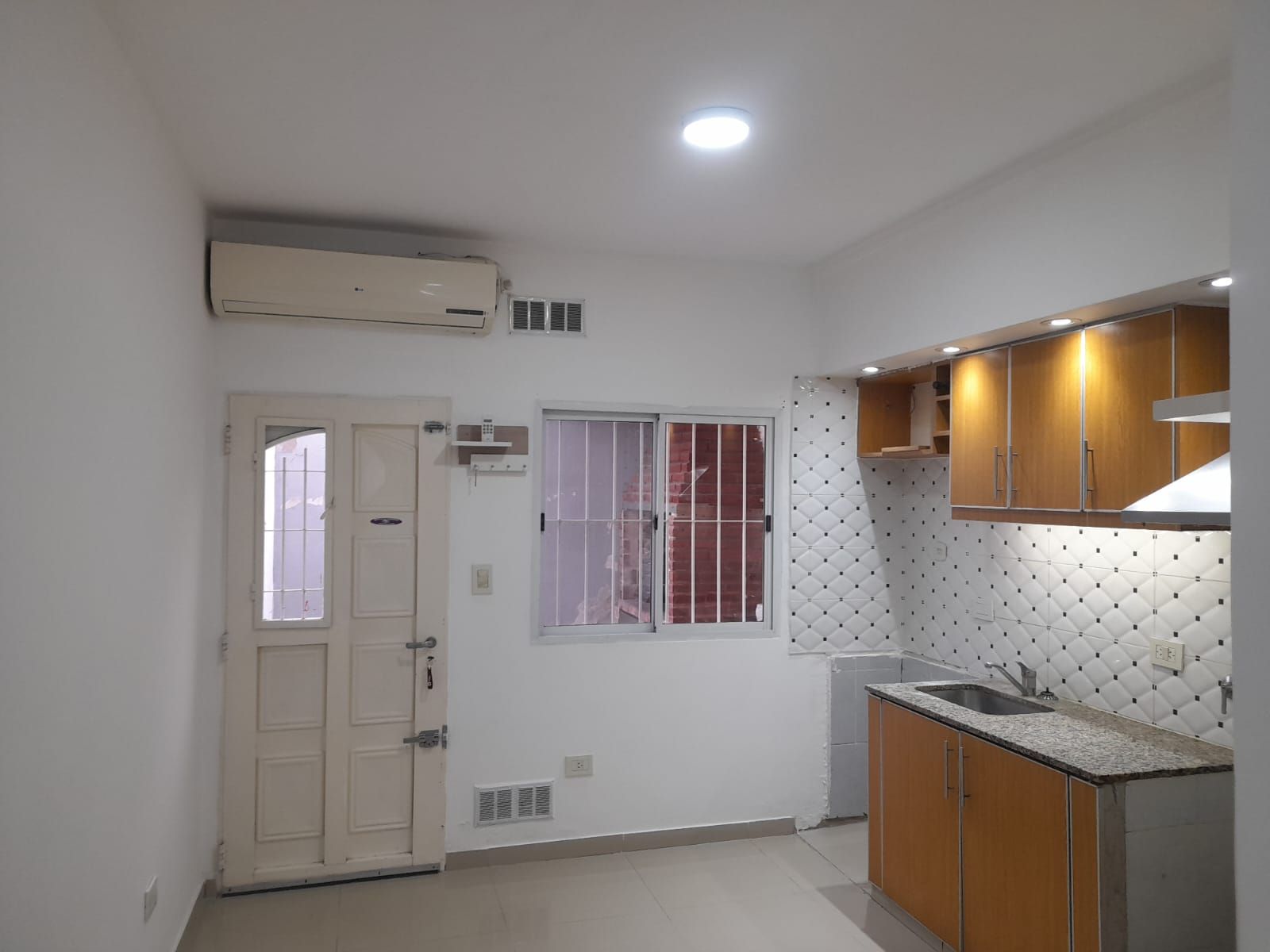 Duplex zona barrio Curupayti con cochera - 3