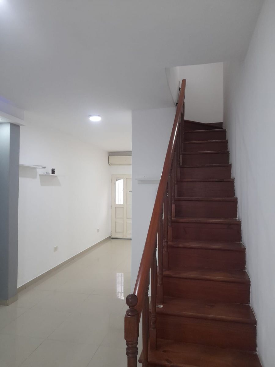 Duplex zona barrio Curupayti con cochera - 6