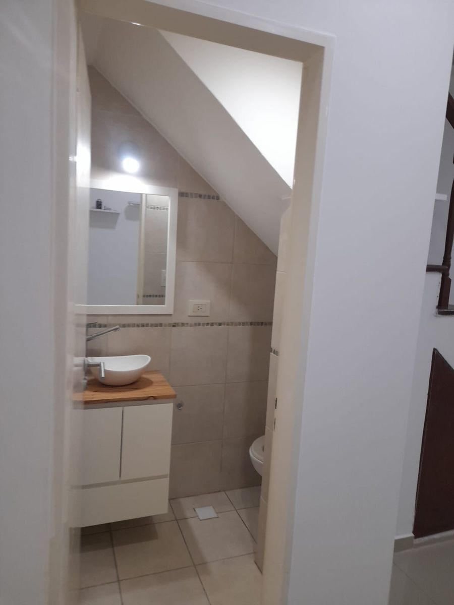 Duplex zona barrio Curupayti con cochera - 8