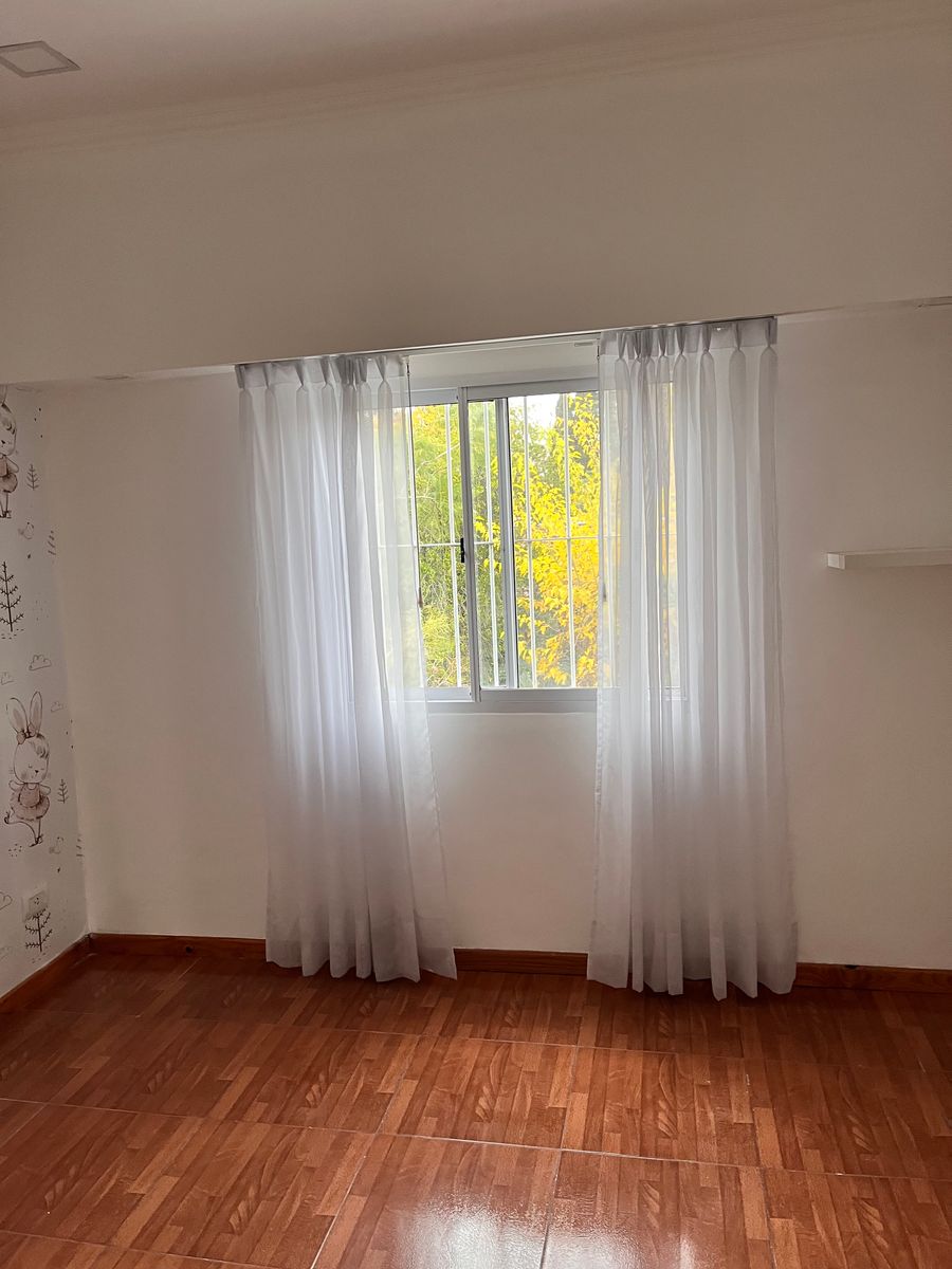 Duplex zona barrio Curupayti con cochera - 12