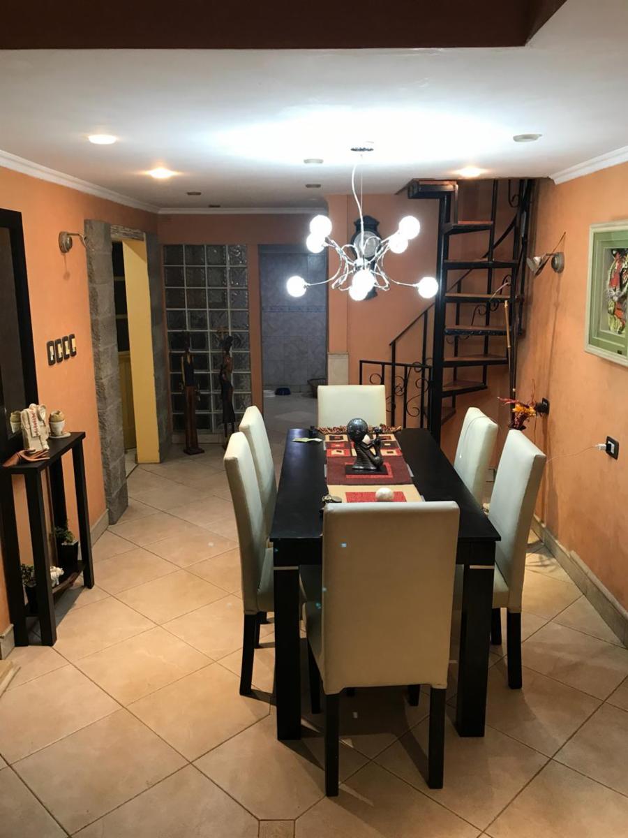 Excelente Duplex de 4 Amb. con Cochera &quotDETALLES DE CATEGORIA&quot — foto 2