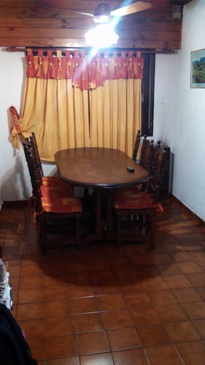 Casa en San Justo, con Garage Varios Autos, Pileta y Parrilla — foto 5