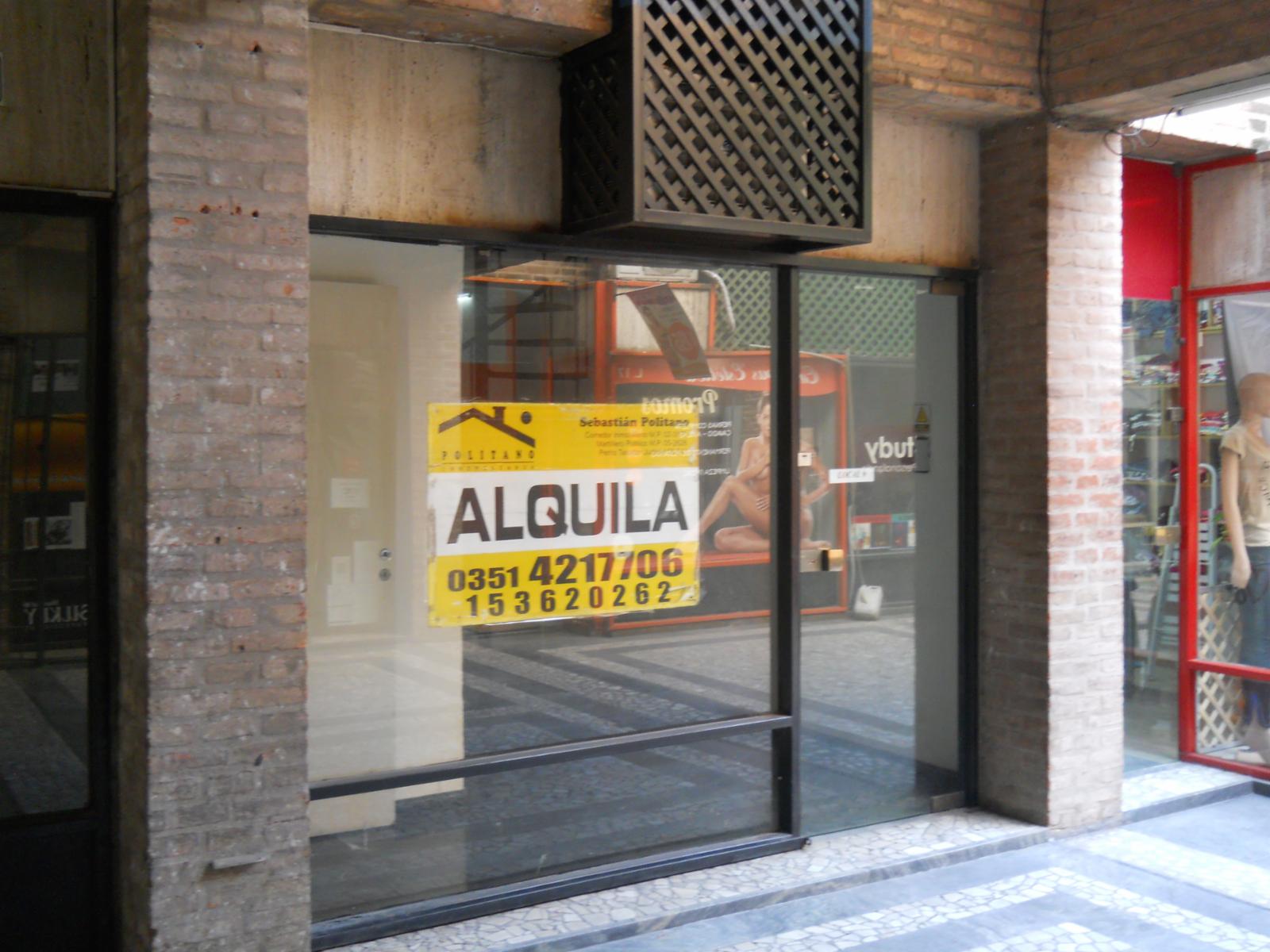 ALQUILO, impecable local zona CENTRO - 2