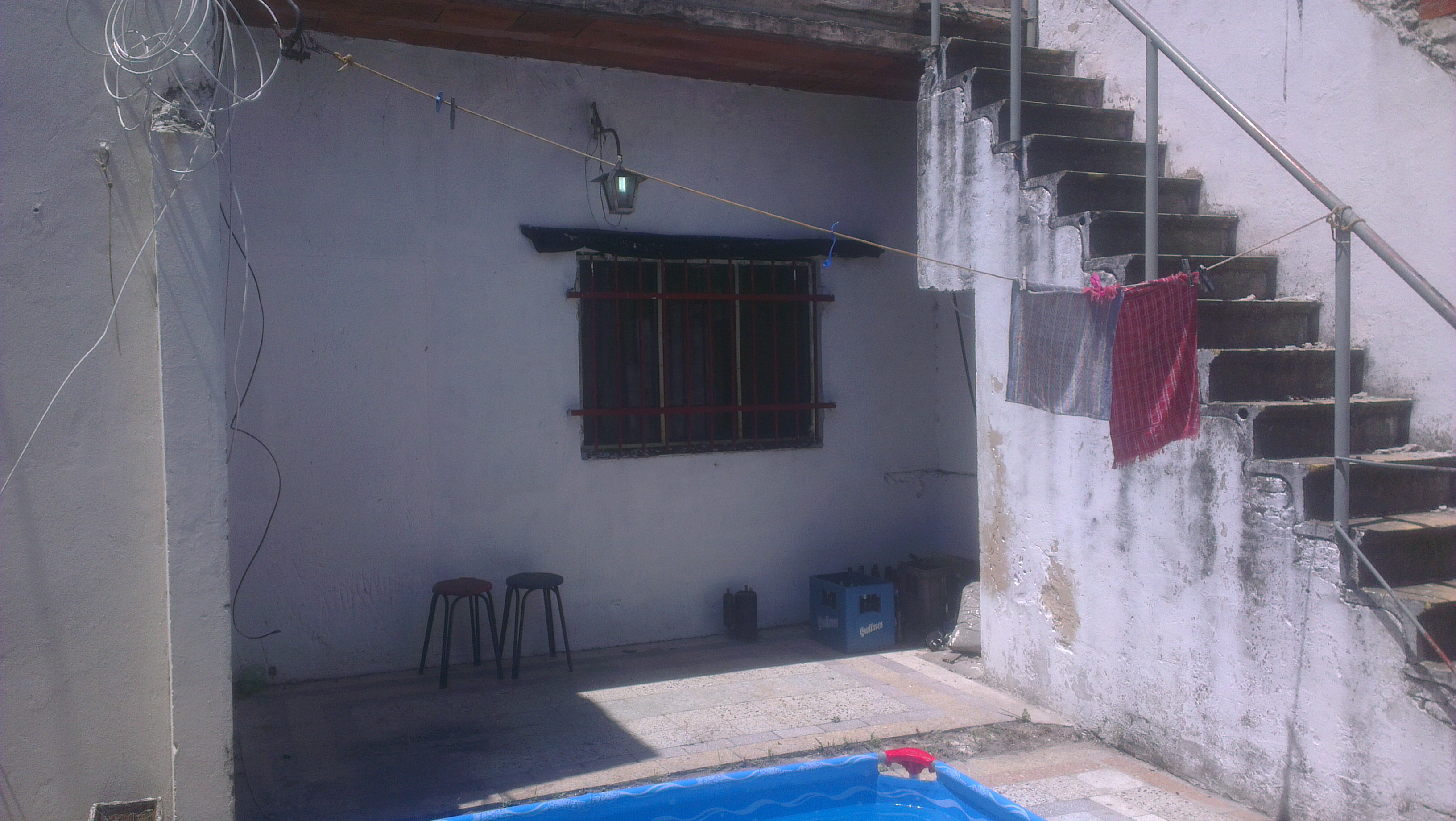 OPORTUNIDAD INVERSOR!! LOCAL MAS DOS DEPARTAMENTOS MAS TERRENO LIBRE — foto 4