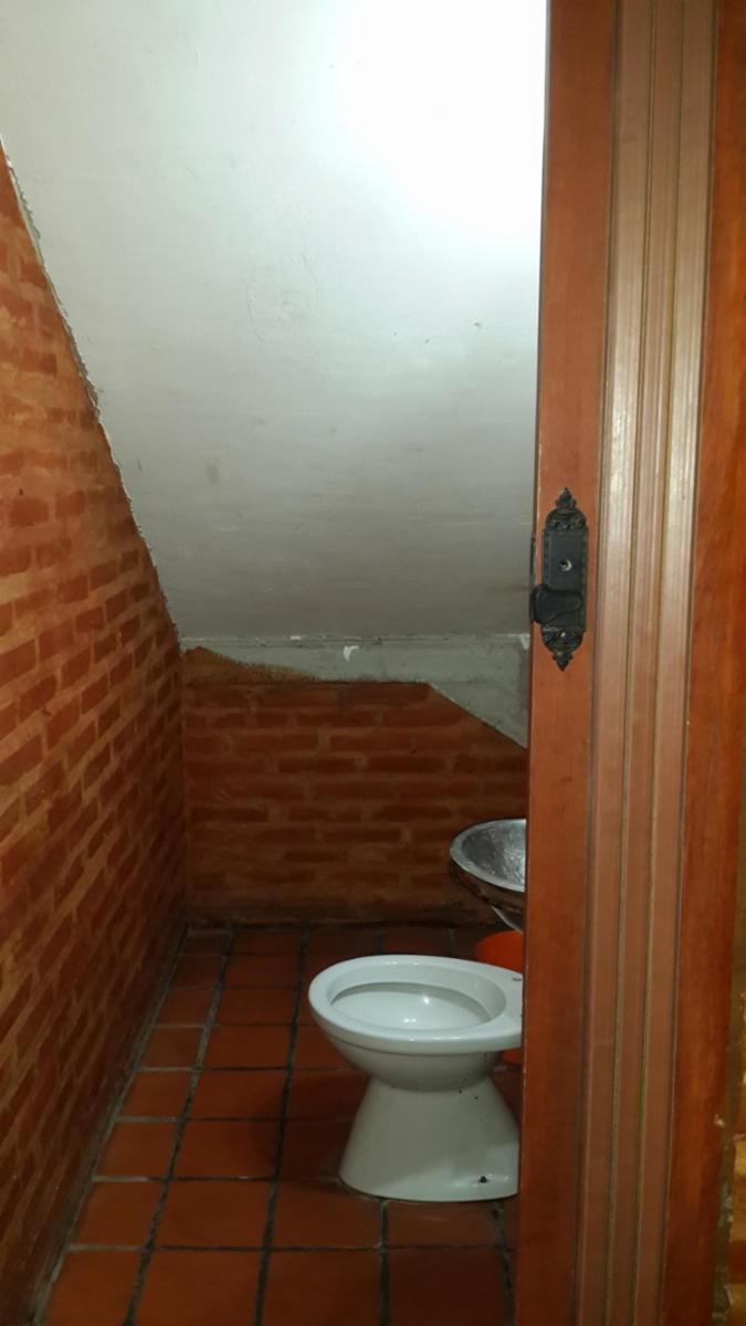CASA EN DOS PLANTAS, APTA CREDITO. VENTA DIRECTA — foto 2