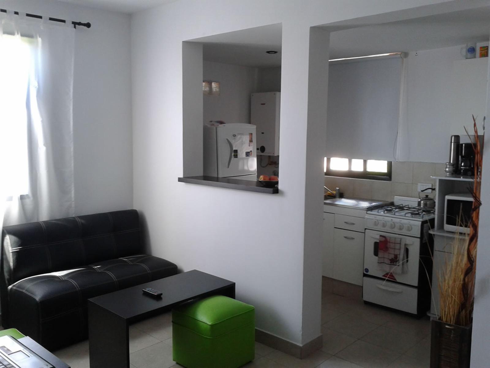 VENTA DIRECTA MONOAMBIENTE C/COCINA SEPARADA EN LANUSITA. OPORTUNIDADSUPER REBAJADO