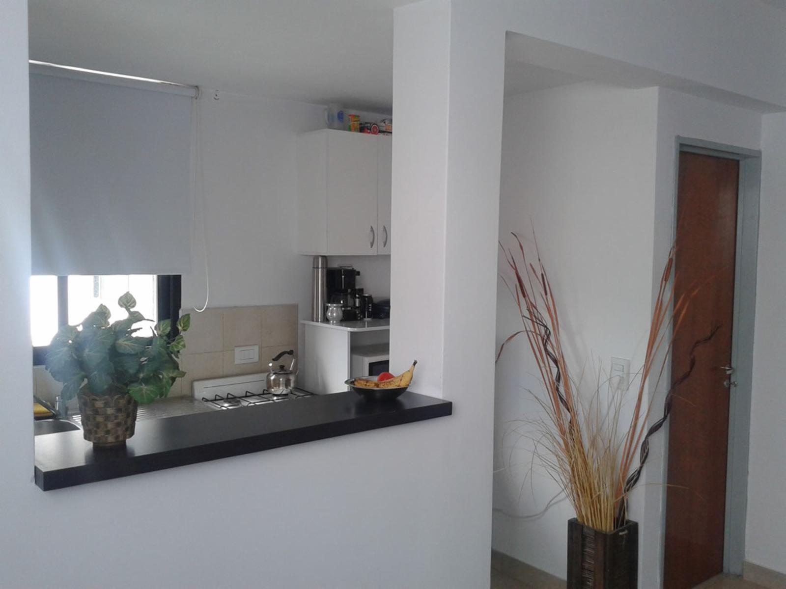 VENTA DIRECTA MONOAMBIENTE C/COCINA SEPARADA EN LANUSITA. OPORTUNIDADSUPER REBAJADO — foto 4