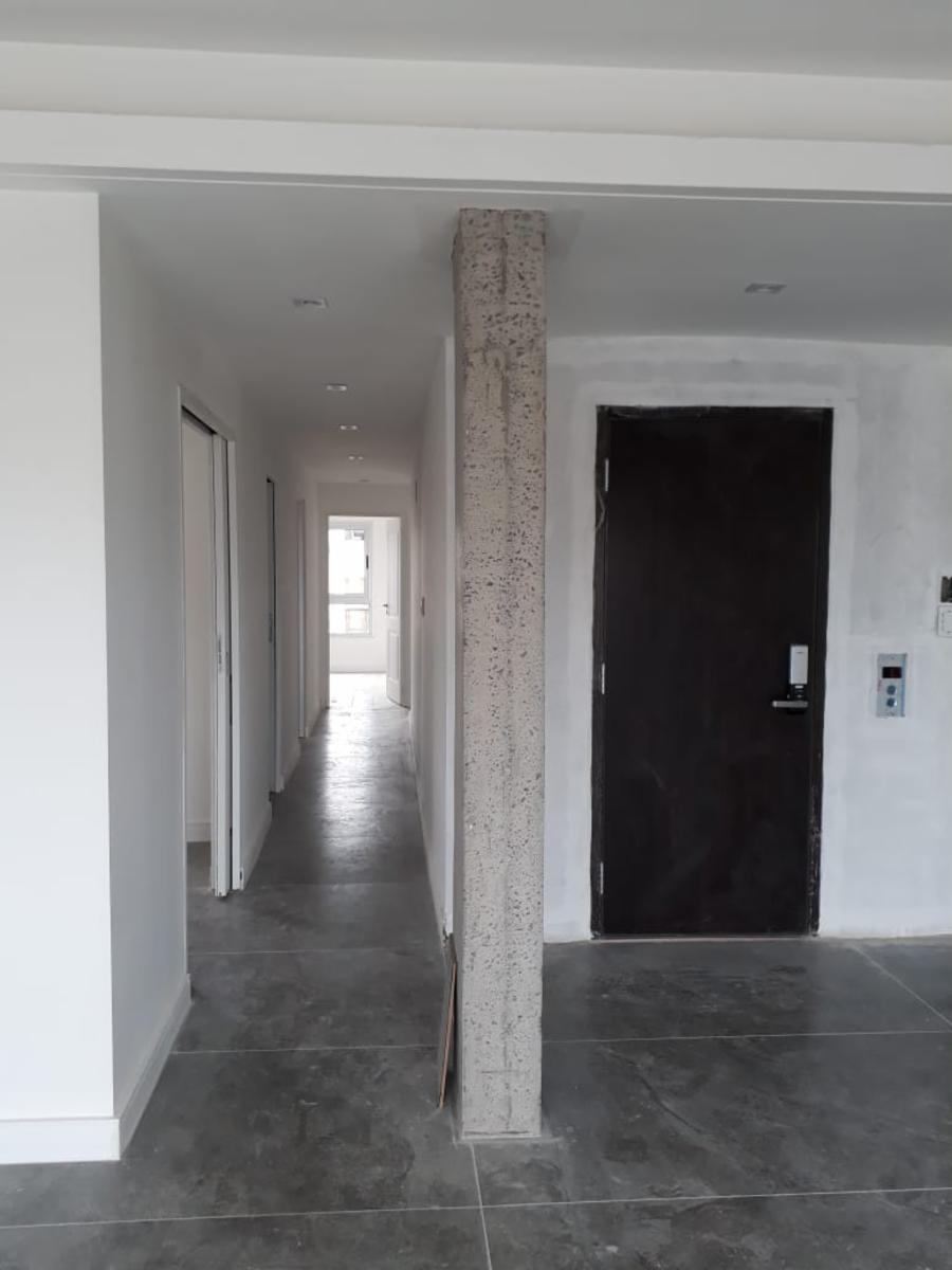 PISO 4 AMB. + ESCRITORIO DE CATEGORÍA CON 2 COCHERAS EN LANUSITA — foto 15