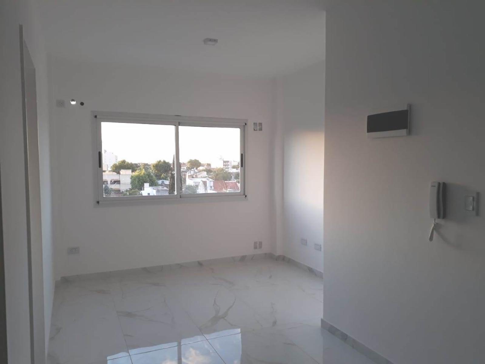 FINANCIACION CON ENTREGA INMEDIATA. Unidades de 2 amb., Lanús ctro. Con excelentes detalles de terminación. Terraza y parrilla. Cocheras optativas. — foto 10