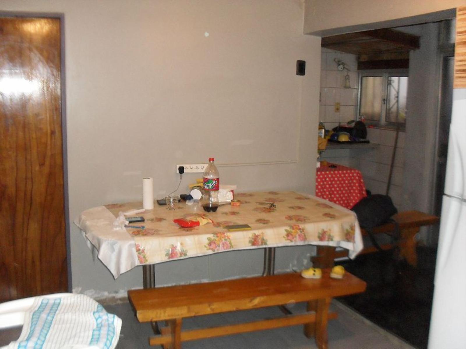 OPORTUNIDAD, DEPARTAMENTO TIPO CASA AL FRENTE 2 AMBIENTES CON PATIO Y ESPACIO GUARDA COCHE — foto 6