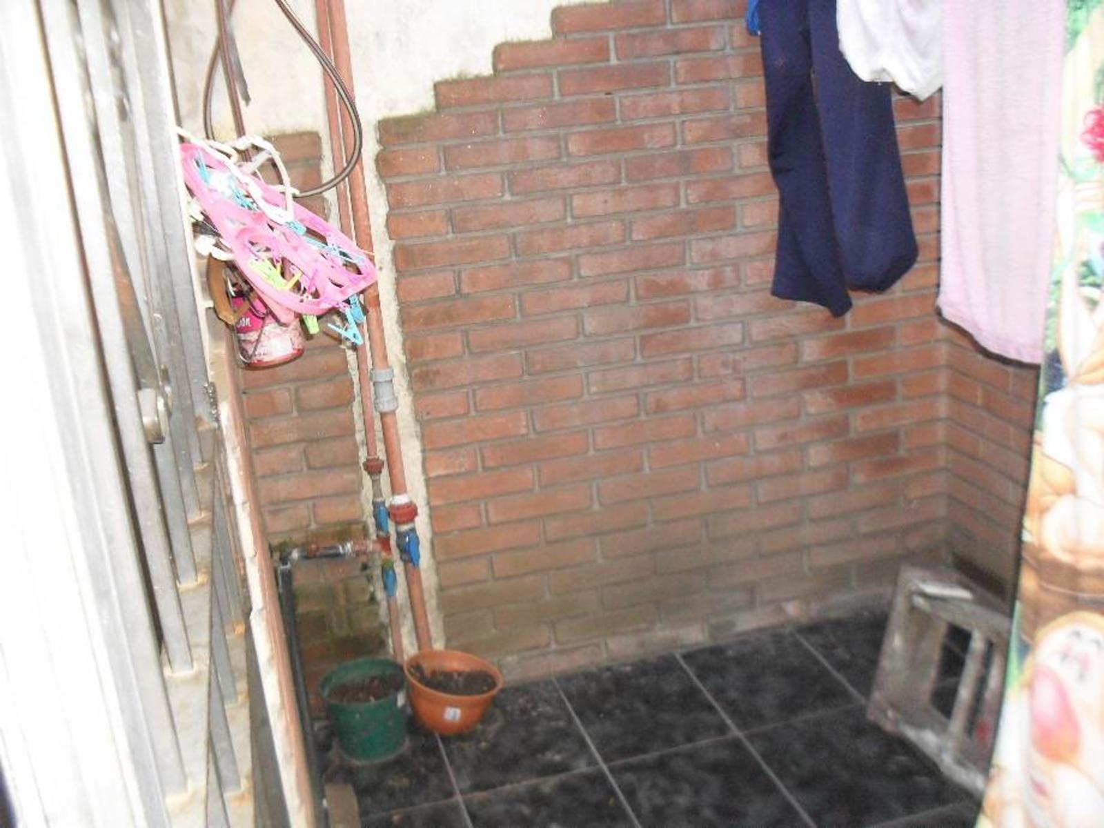 OPORTUNIDAD, DEPARTAMENTO TIPO CASA AL FRENTE 2 AMBIENTES CON PATIO Y ESPACIO GUARDA COCHE — foto 8