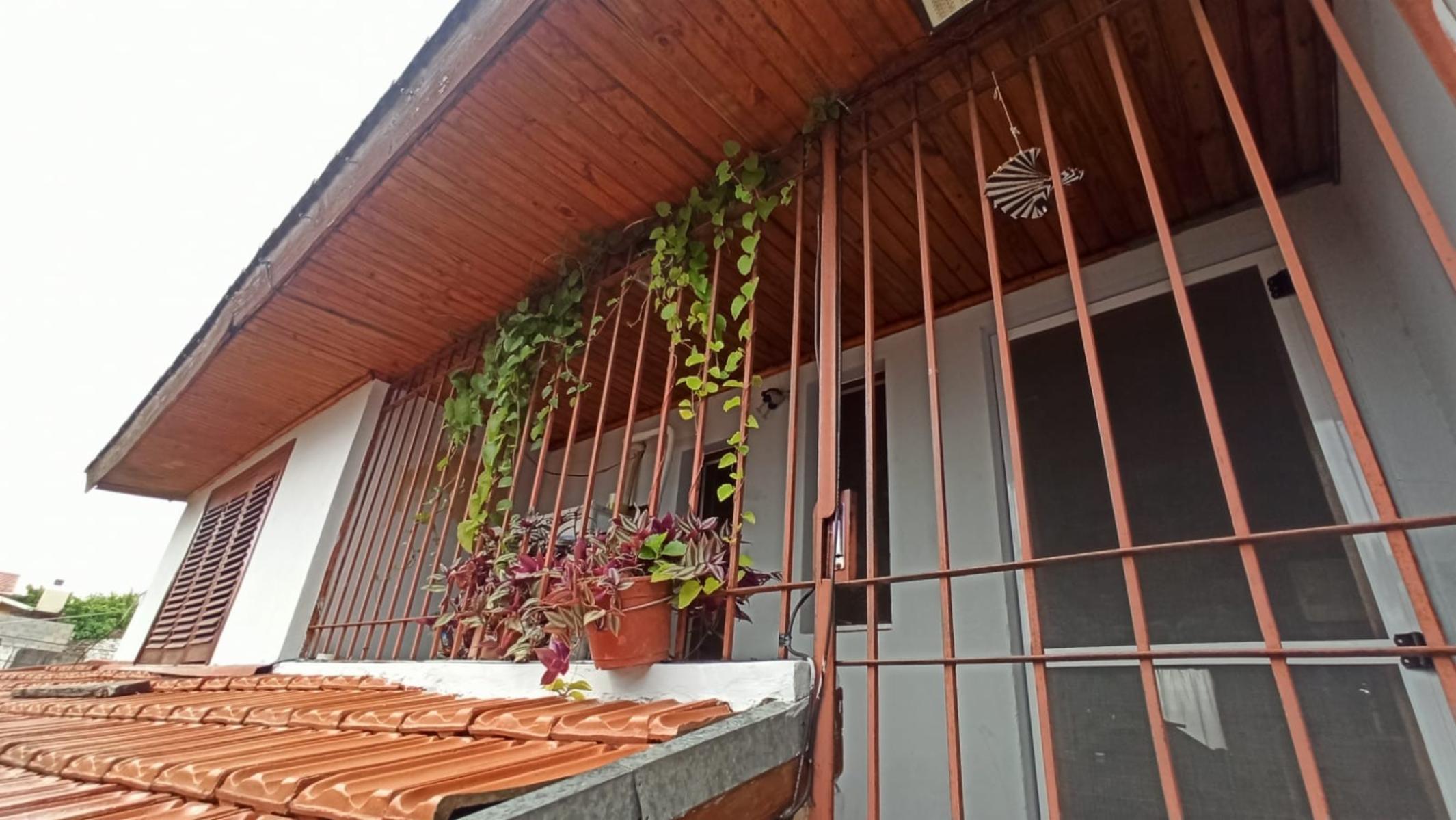 PH en planta alta de 4 amb. con terraza. Oportunidad de compra solo o en block con planta baja.