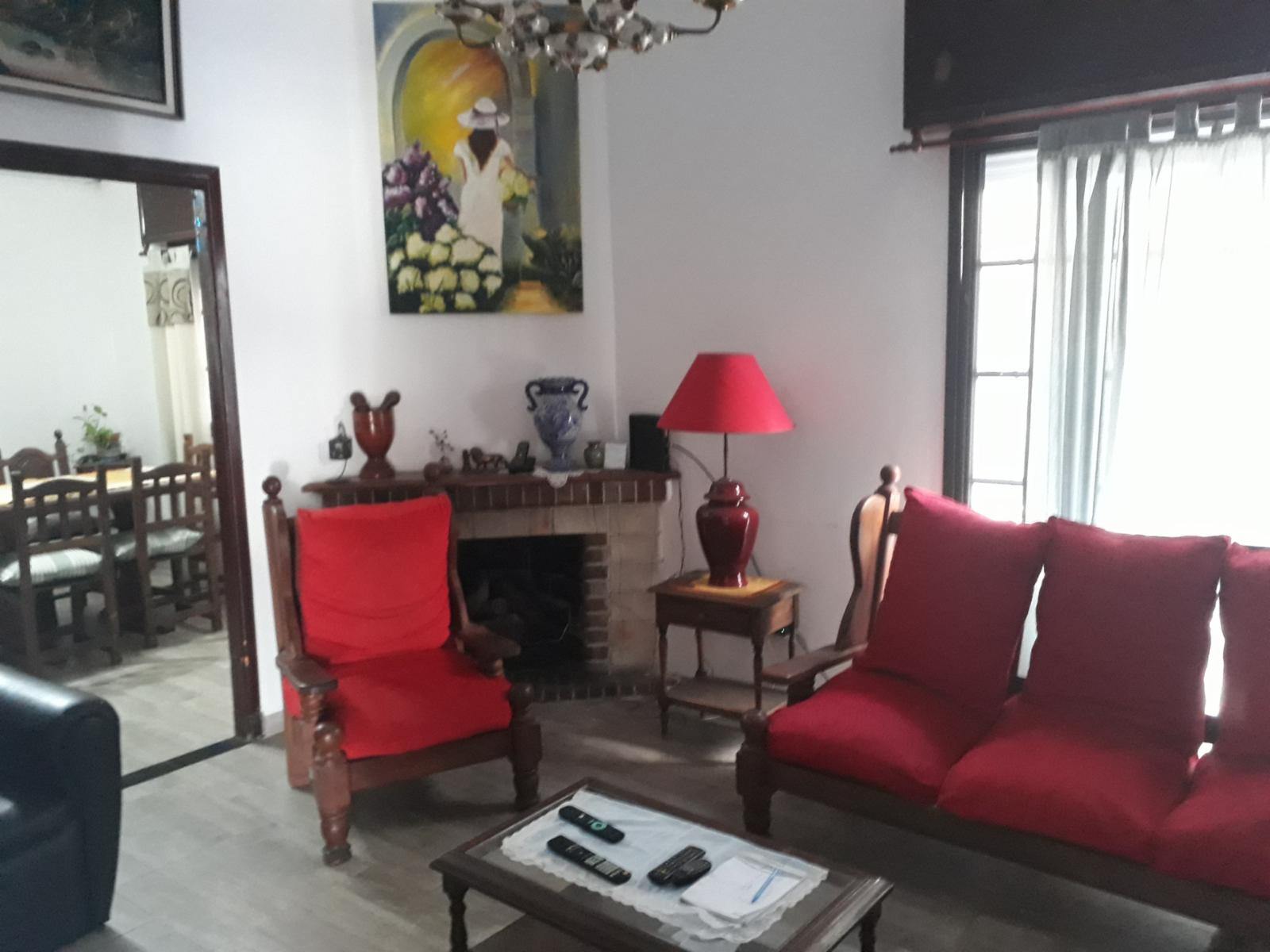 Excelente CASA 5 amb. A la venta en LANUS O. A 400 MTS. de Av. H. Yrigoyen. — foto 3