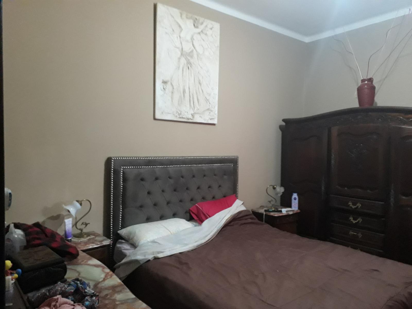 Excelente CASA 5 amb. A la venta en LANUS O. A 400 MTS. de Av. H. Yrigoyen. — foto 11