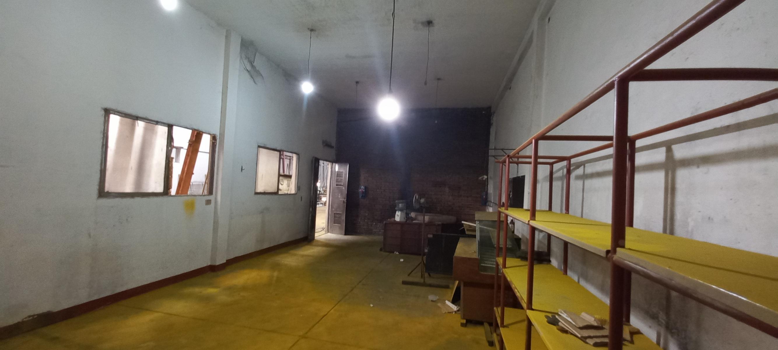 VENTA NAVE INDUSTRIAL DE 17 X 50 MTRS SOBRE AV. NICOLAS AVELLANEDA, — foto 11