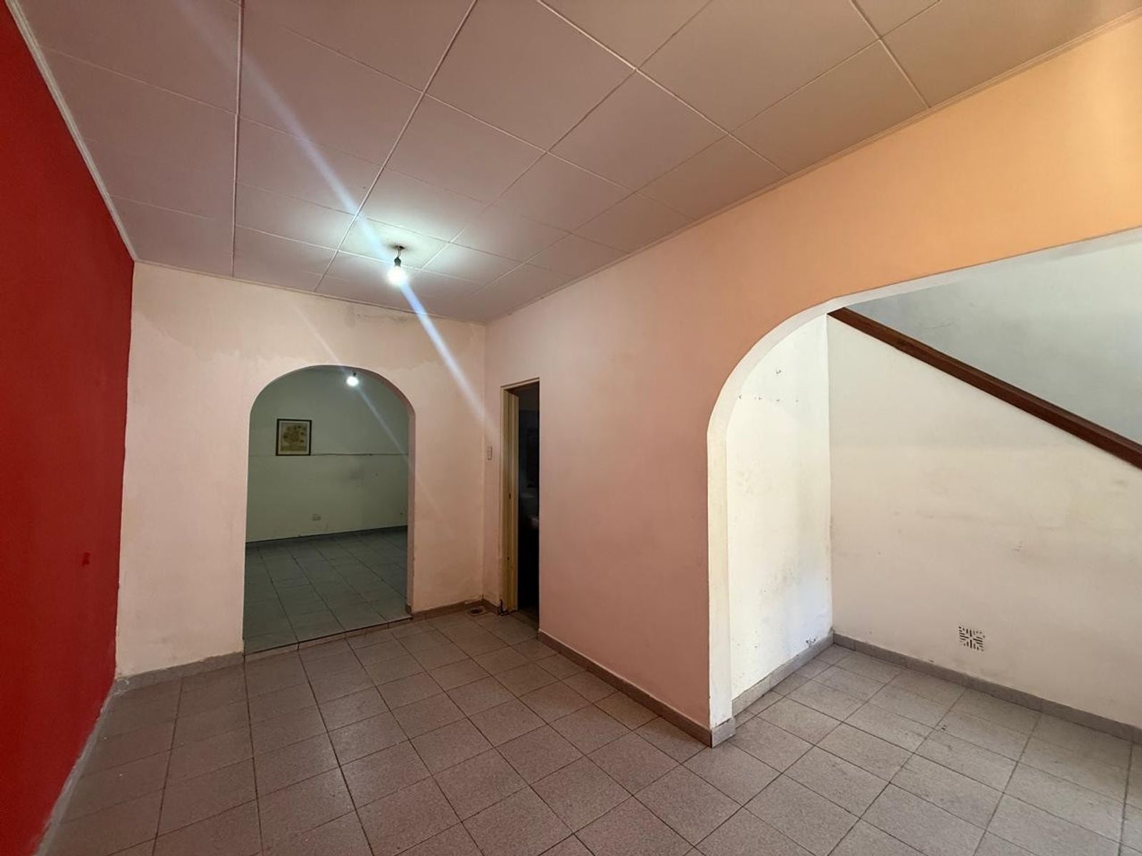 Casa PH de 3 amb. en 2 plantas con 2 baños y terraza. V. Alsina. LANUSO.EN VENTA. APTO CREDITO — foto 2