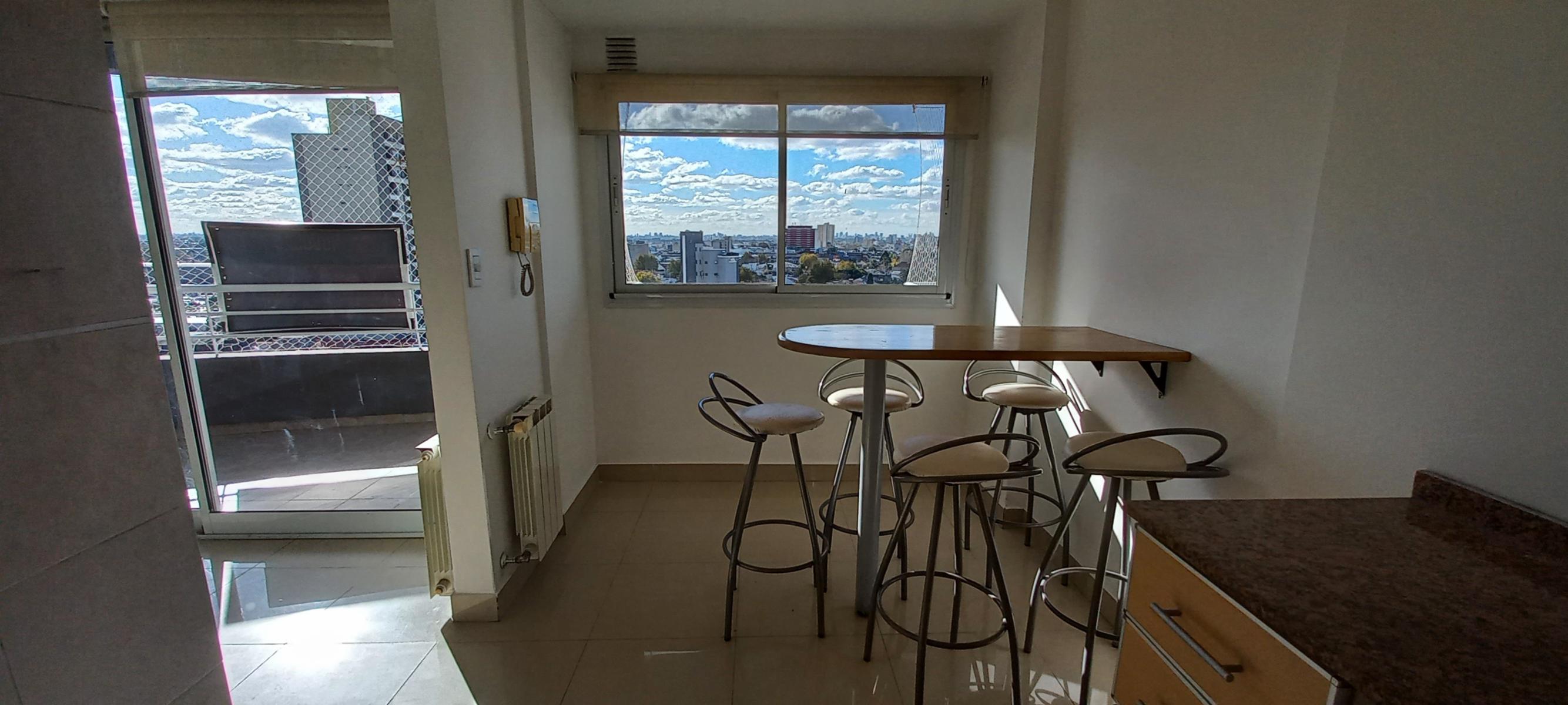 3 AMB. EN VENTA C/COCHERA Y BAULERA DOBLE EN LANUS CTRO. 2 BAÑOS.BALCON AL FTE. APTO CREDITO. — foto 11