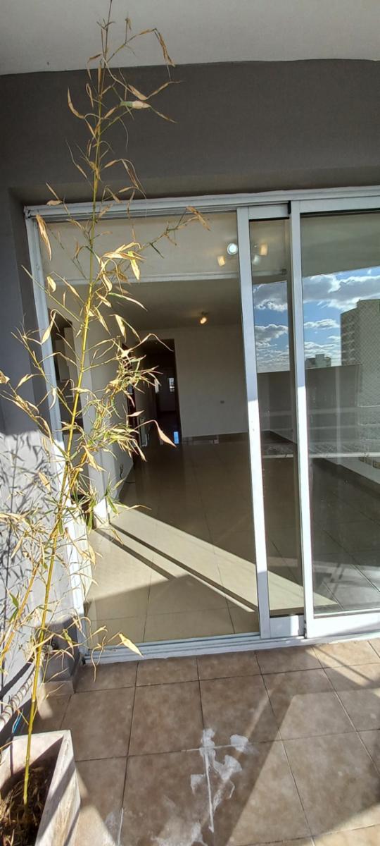 3 AMB. EN VENTA C/COCHERA Y BAULERA DOBLE EN LANUS CTRO. 2 BAÑOS.BALCON AL FTE. APTO CREDITO. — foto 13