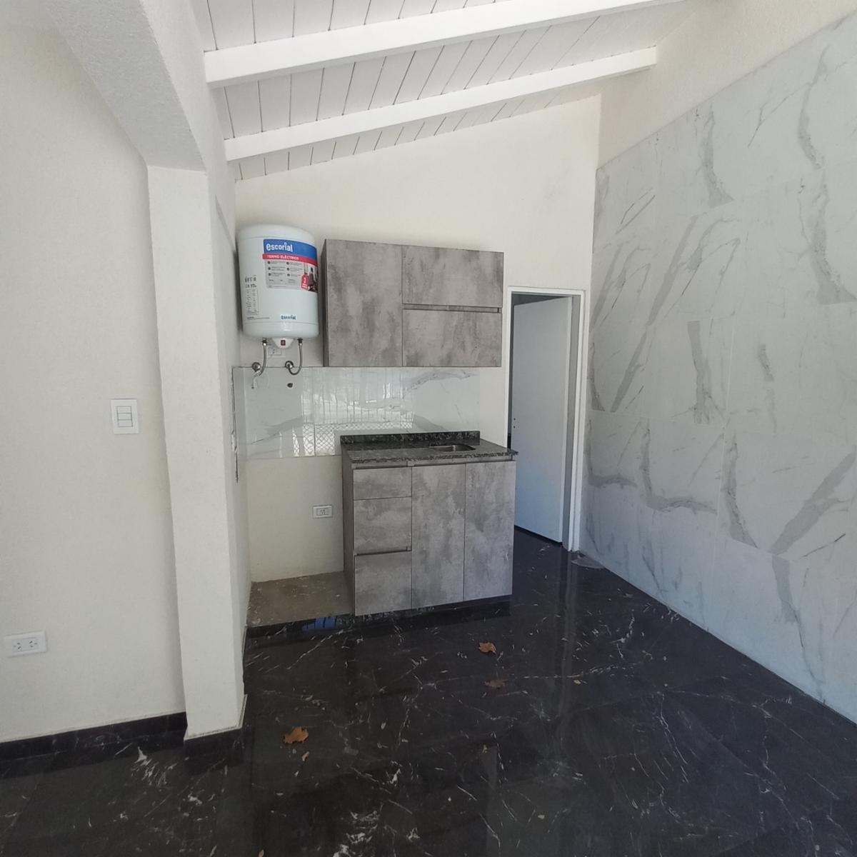 ALQUILER LOCAL/OFICINA LANUS OESTE - 5