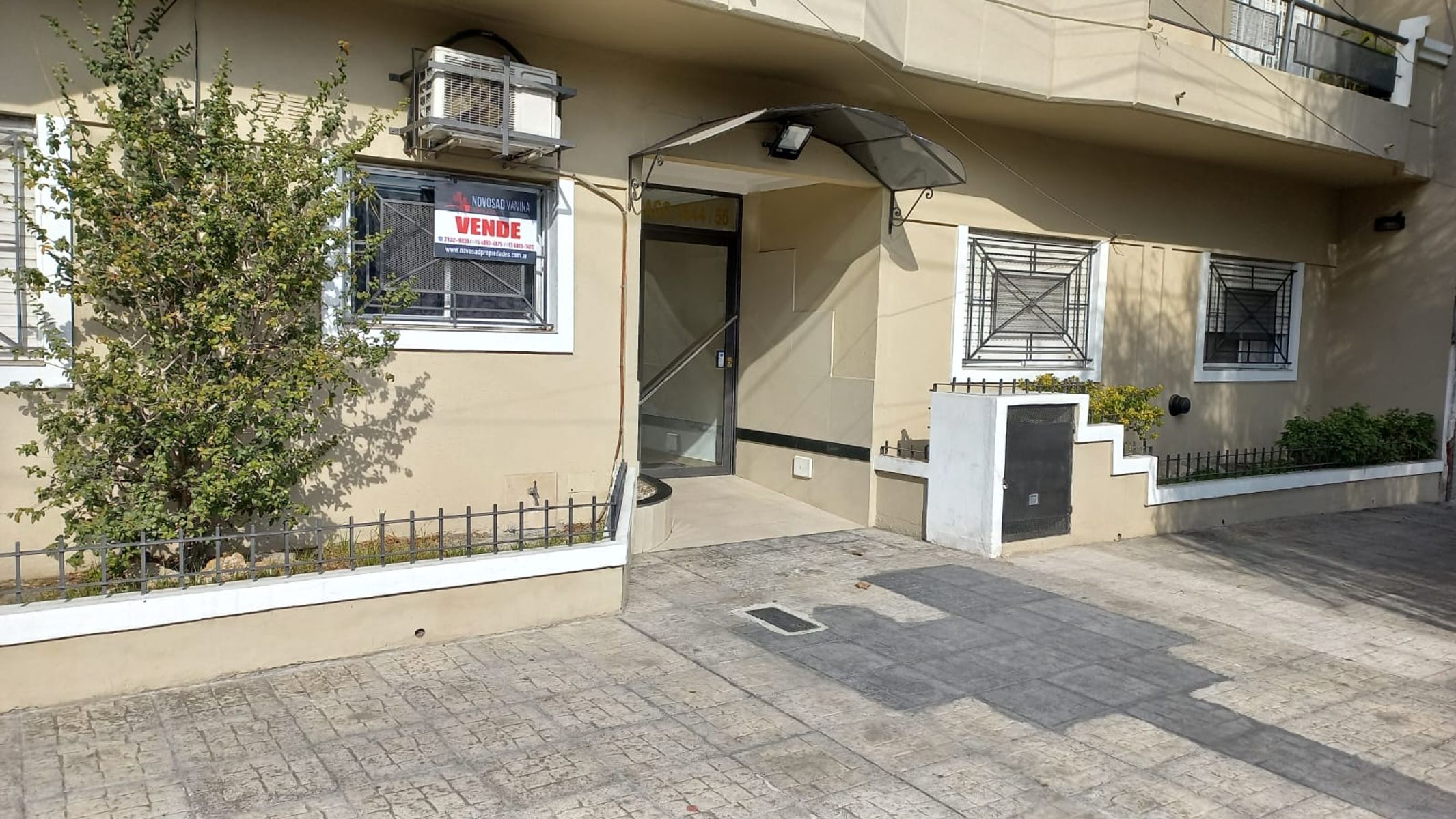 2 AMB. CON COCHERA, AL FRENTE. LANUSITA. EN VENTA, LANUS. — foto 9