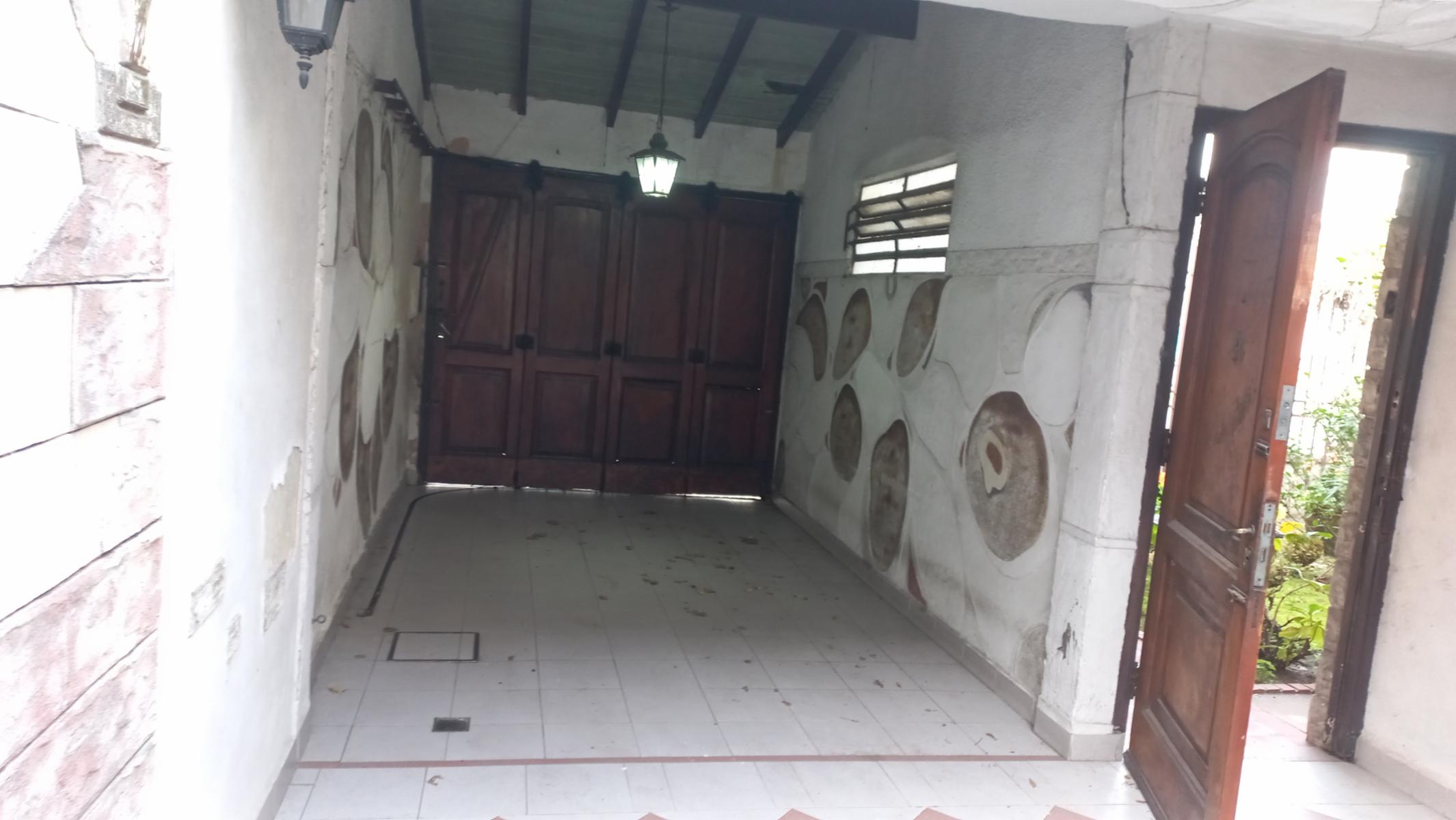 Casa Sobre Lote Propio, a 2 Cdras de Yrigoyen y Una de Av Galicia — foto 3