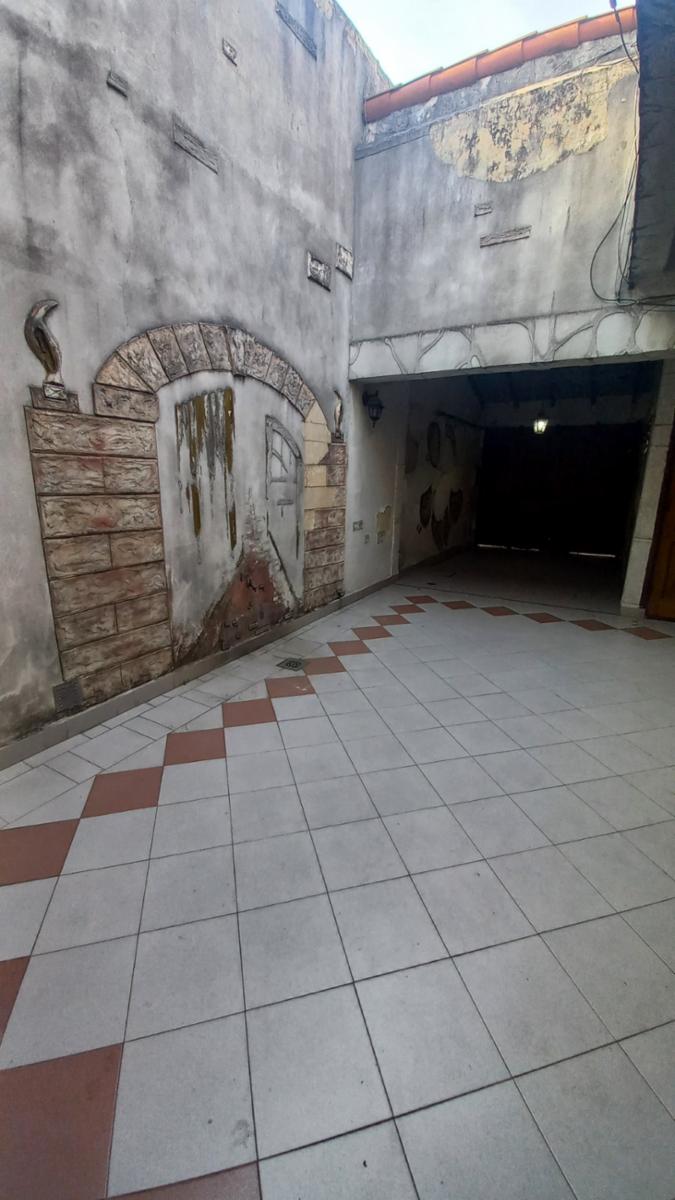 Casa Sobre Lote Propio, a 2 Cdras de Yrigoyen y Una de Av Galicia — foto 4
