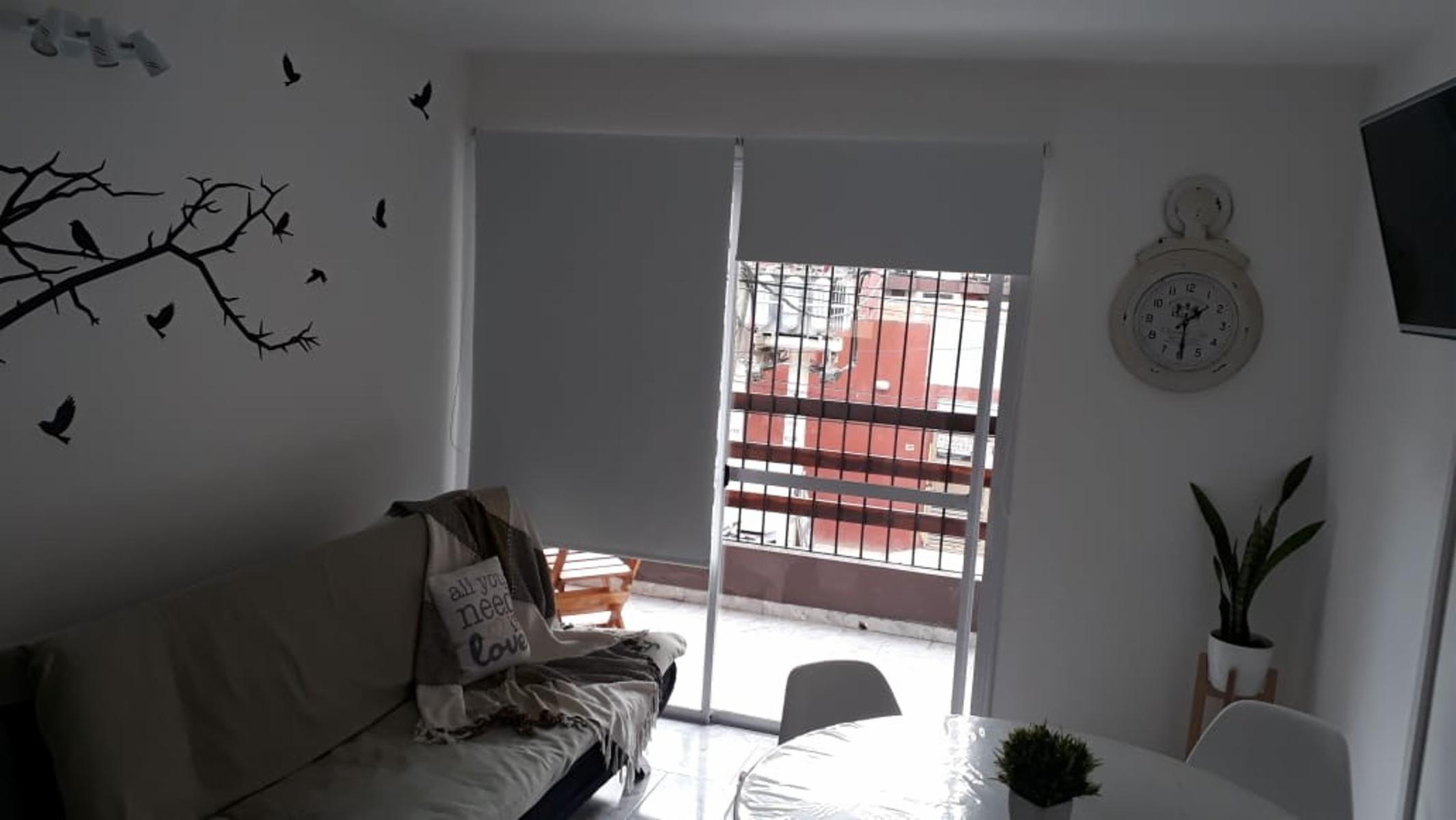 2 AMB. CON COCHERA A MTS. DEL MAR. BALCON CON PARRILLA. ENVENTA.EQUIPADOPARA 4 PERSONAS. — foto 2