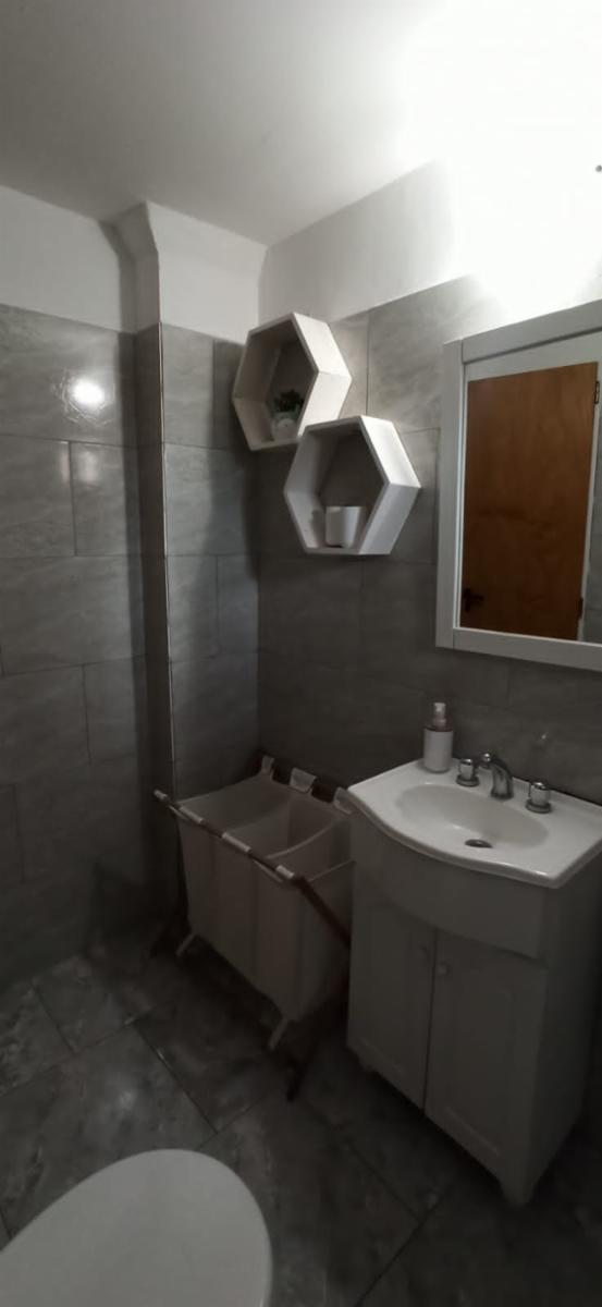 2 AMB. CON COCHERA A MTS. DEL MAR. BALCON CON PARRILLA. ENVENTA.EQUIPADOPARA 4 PERSONAS. — foto 7