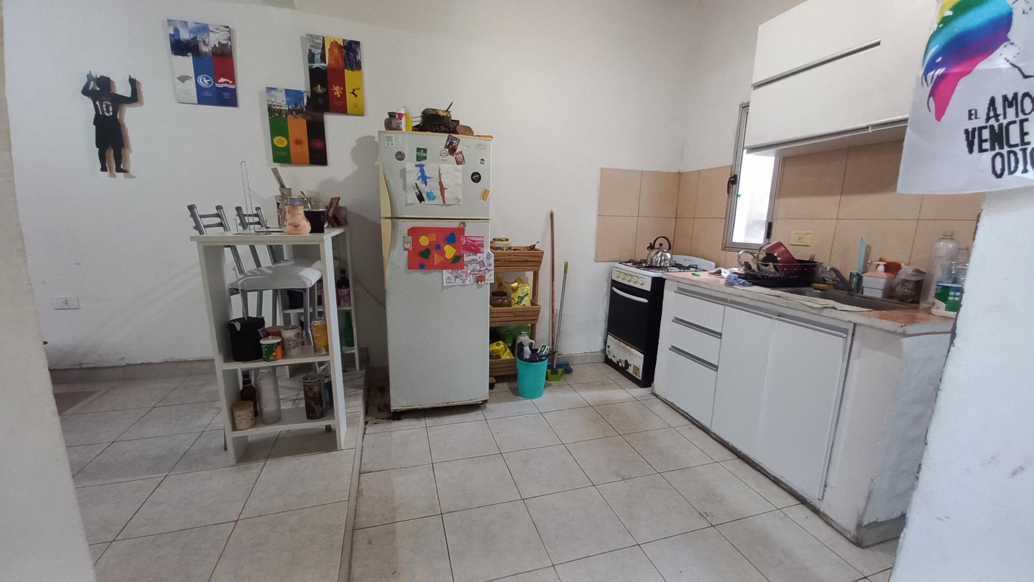 ALQUILER P.H. 2 AMBIENTES CON PATIO, LANUS O. - 3