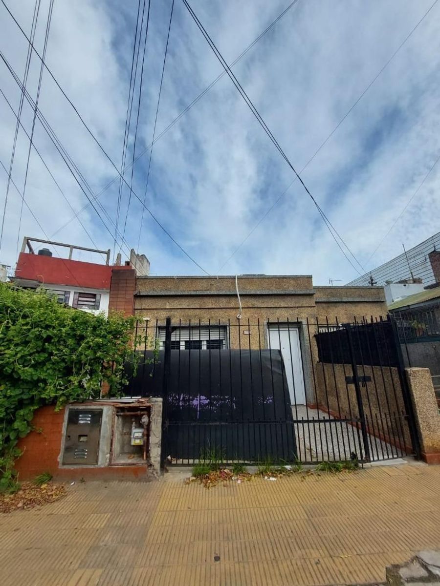 OPORTUNIDAD, VENTA P.H. 2 AMB. AL FRENTE — foto 12