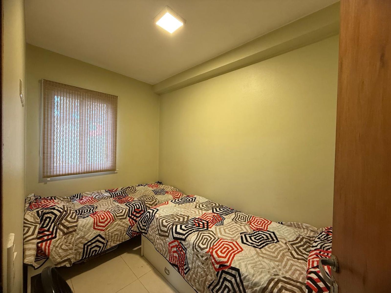 AMOBLADO: Dpto. 3 amb. con cochera en VENTA. COSTA AZUL. a 4 cuadras del mar — foto 10