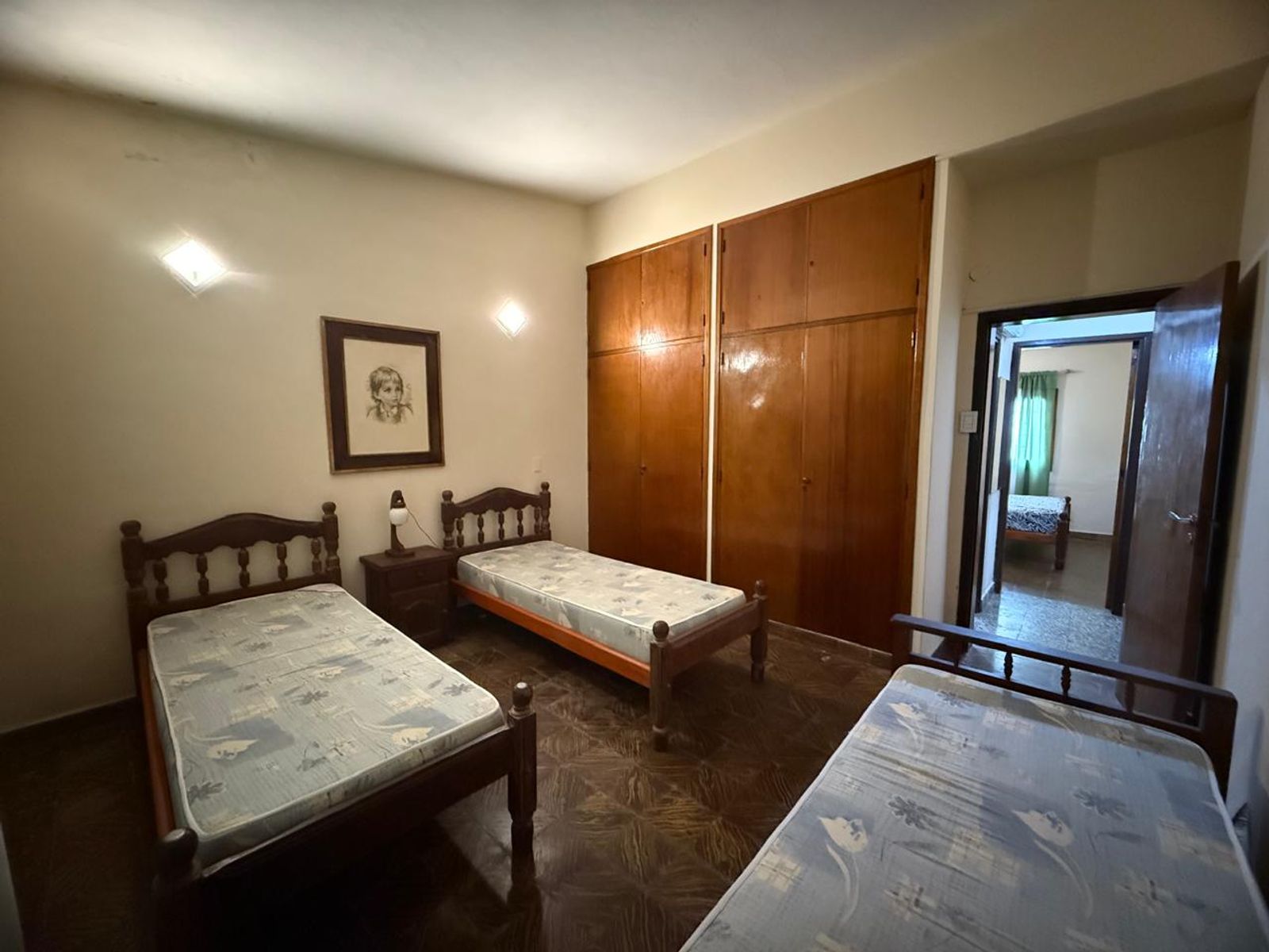 CASA S/LOTE 10x30 de 3 amb. con cochera pasante y parque en LA LUCILA.LA COSTA. EN VENTA — foto 10