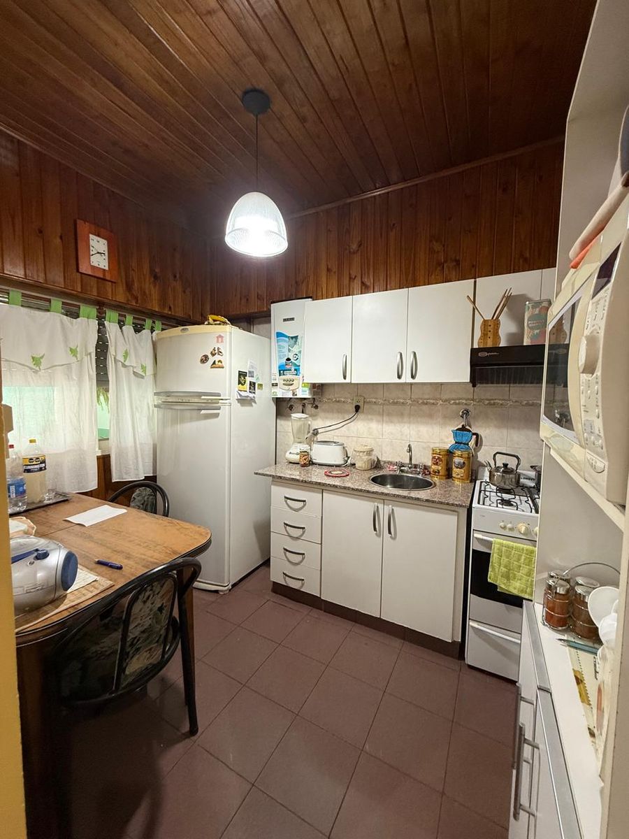 APTO CREDITO. VENTA CASA 3 AMBIENTES SOBRE LOTE PROPIO. LANUS — foto 7