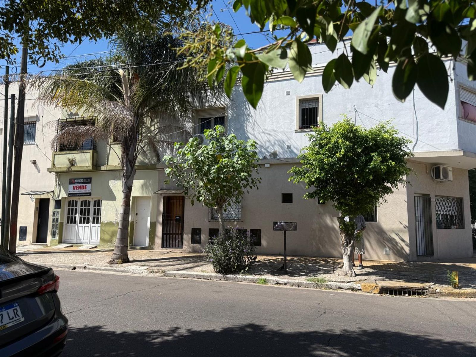 VENTA PH 3 AMBIENTES MAS LOCAL / MONOAMBIENTE