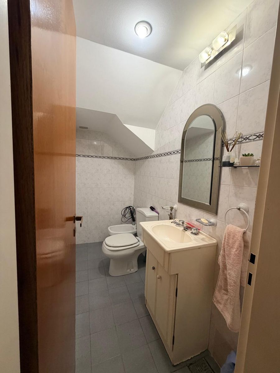 CASA/CHALET 4 AMB. EN VENTA. LANUS E. APTA CREDITO. IMPECABLE ESTADO — foto 7