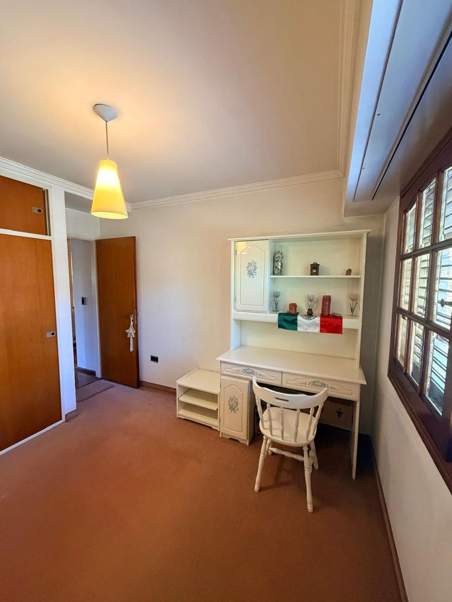 CASA/CHALET 4 AMB. EN VENTA. LANUS E. APTA CREDITO. IMPECABLE ESTADO - 24
