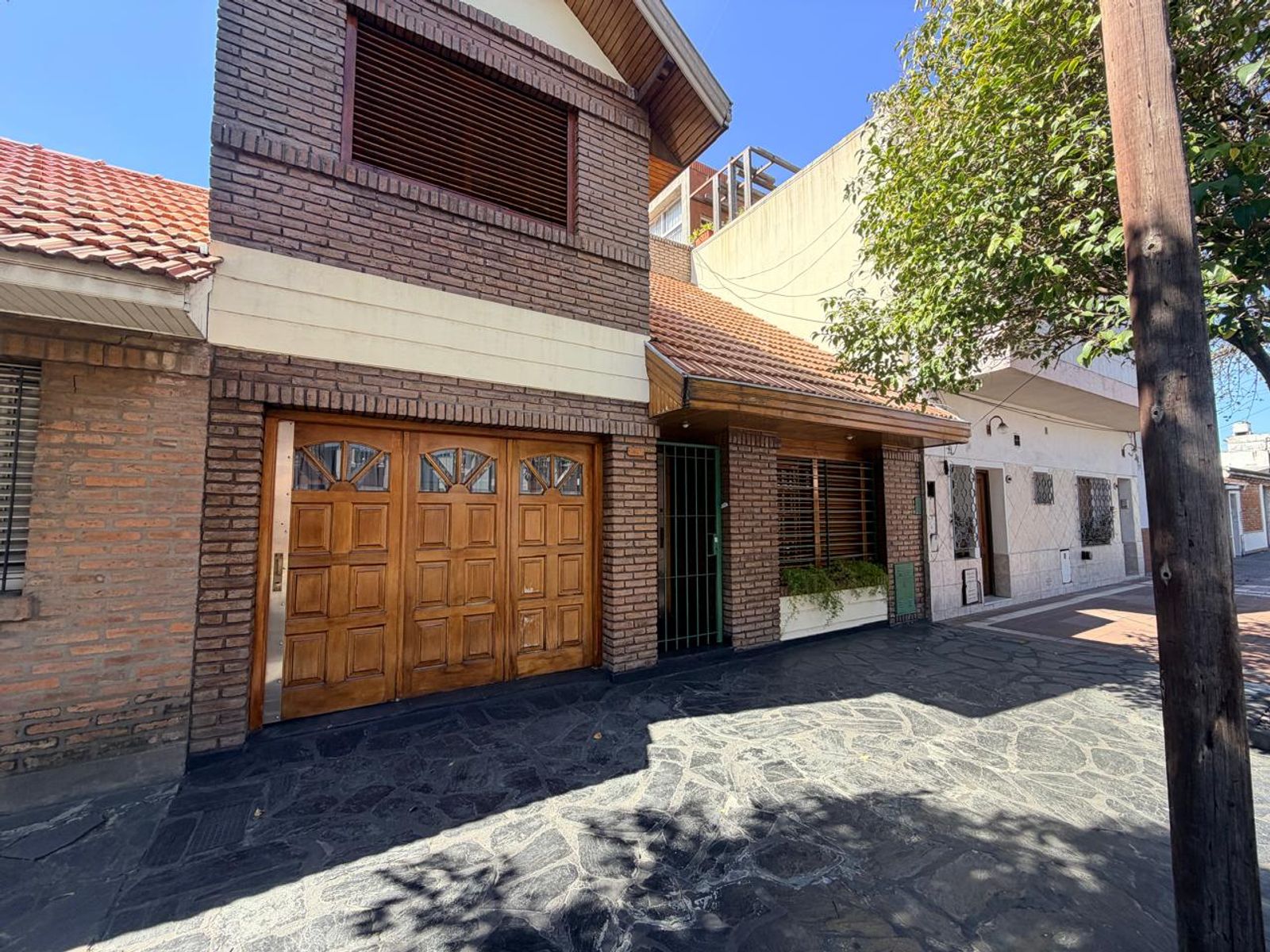 CASA/CHALET 4 AMB. EN VENTA. LANUS E. APTA CREDITO. IMPECABLE ESTADO - 32
