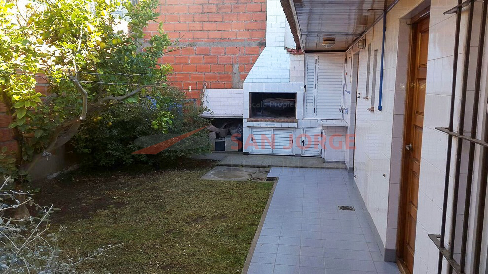 Chalet 2 Dormitorios Zona Faro — foto 2